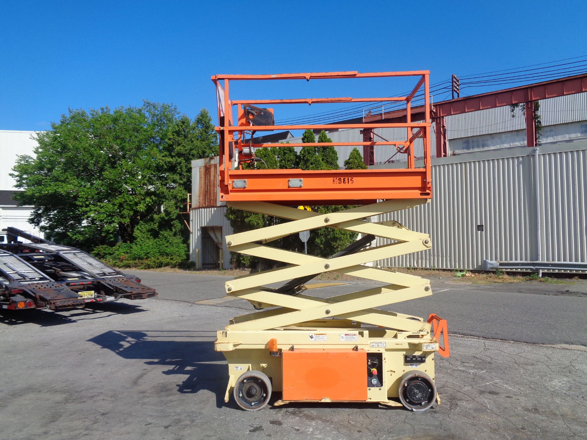 2015 JLG 1932RS 19ft Scissor Lift - Image 3 of 8