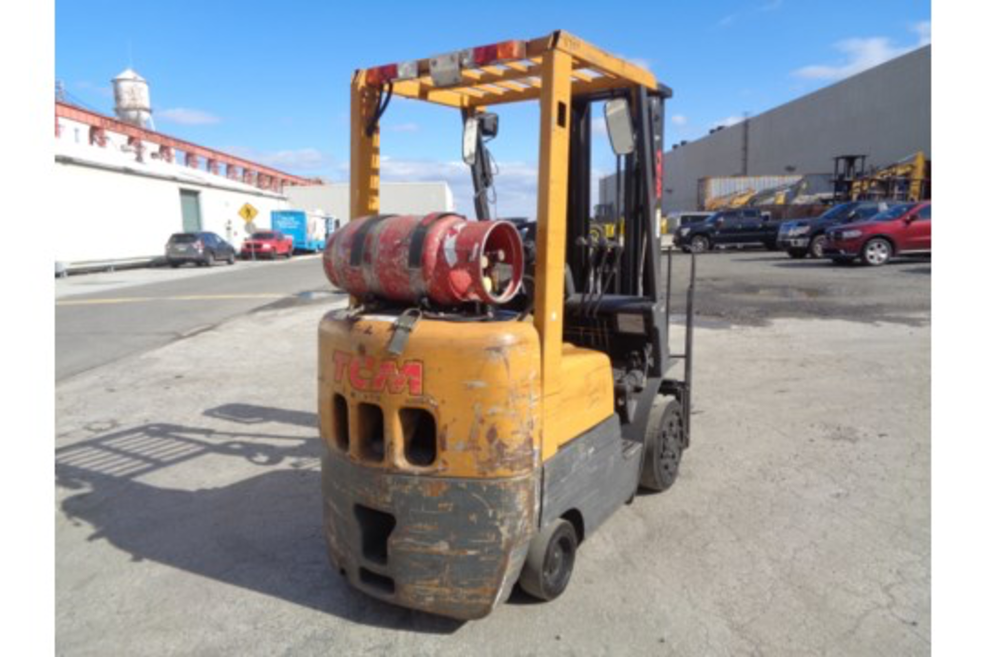 TCM FCG15F9 3,000lb Forklift - Image 3 of 16