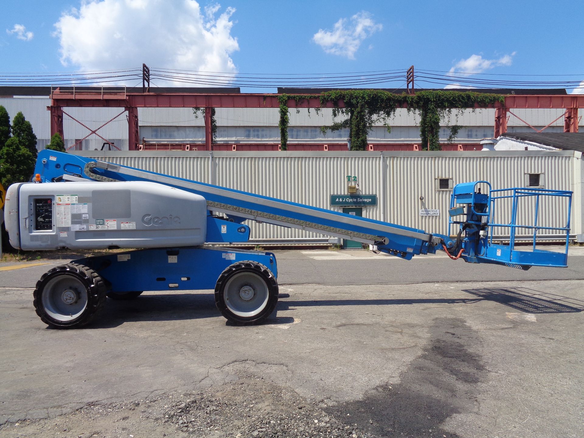 2012 Genie S60 60ft Boom Lift