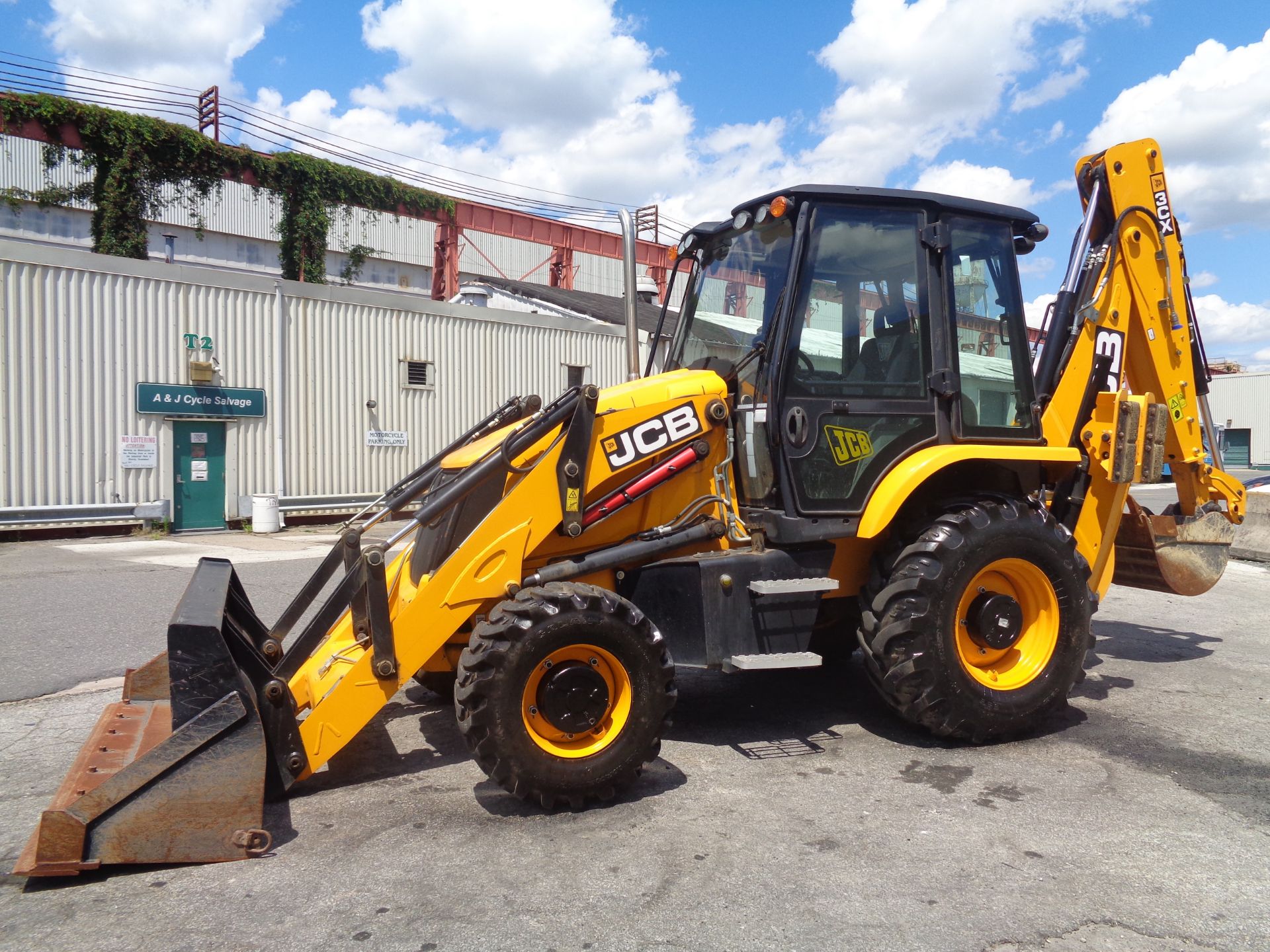 2018 JCB 3CXT 4x4 Backhoe - Only 161 Hours - Image 2 of 22