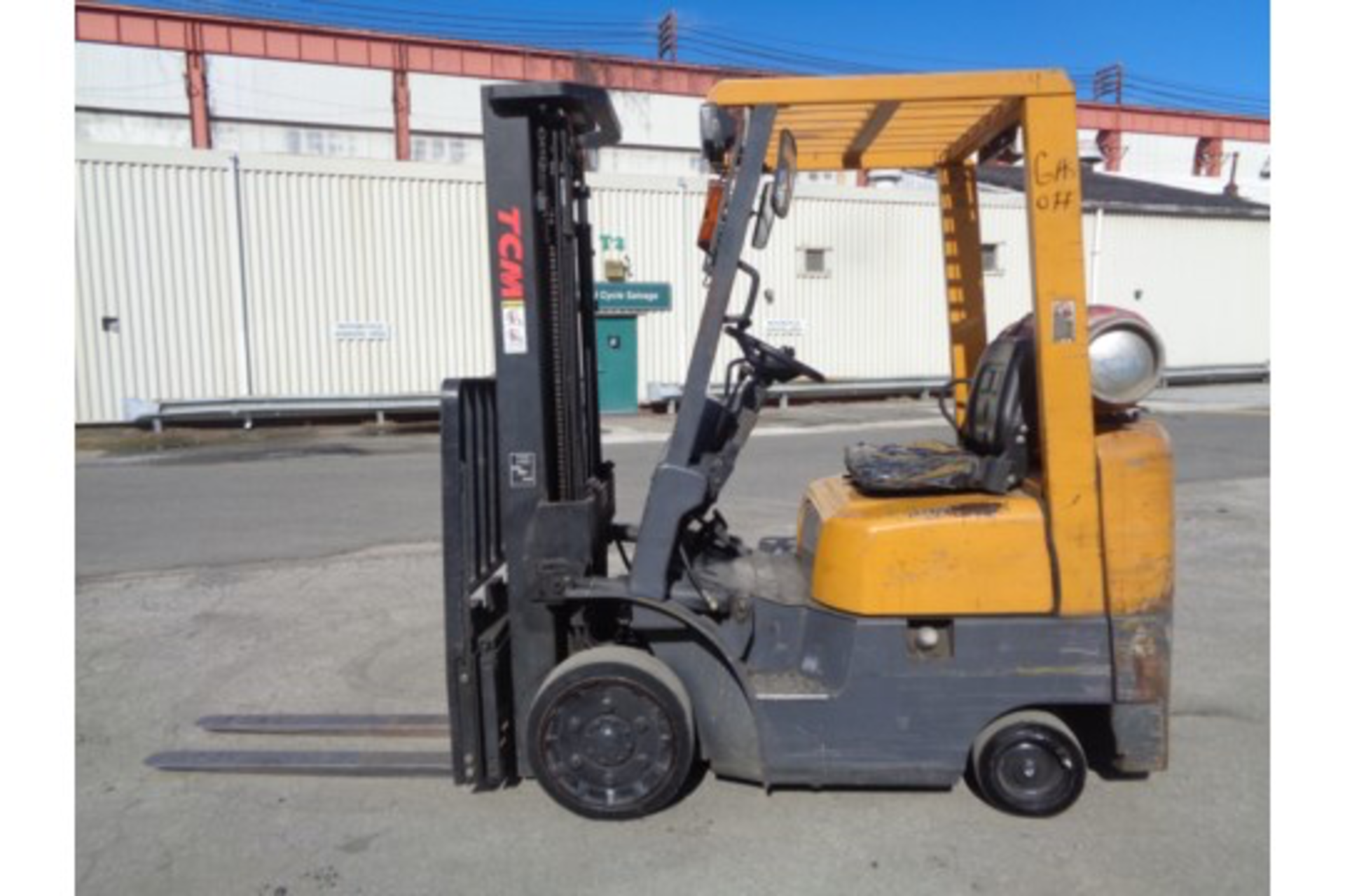 TCM FCG15F9 3,000lb Forklift - Image 7 of 16