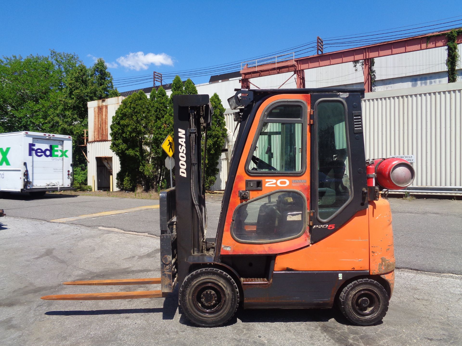 Doosan G20SC-5 4,000lb Forklift - Image 8 of 11