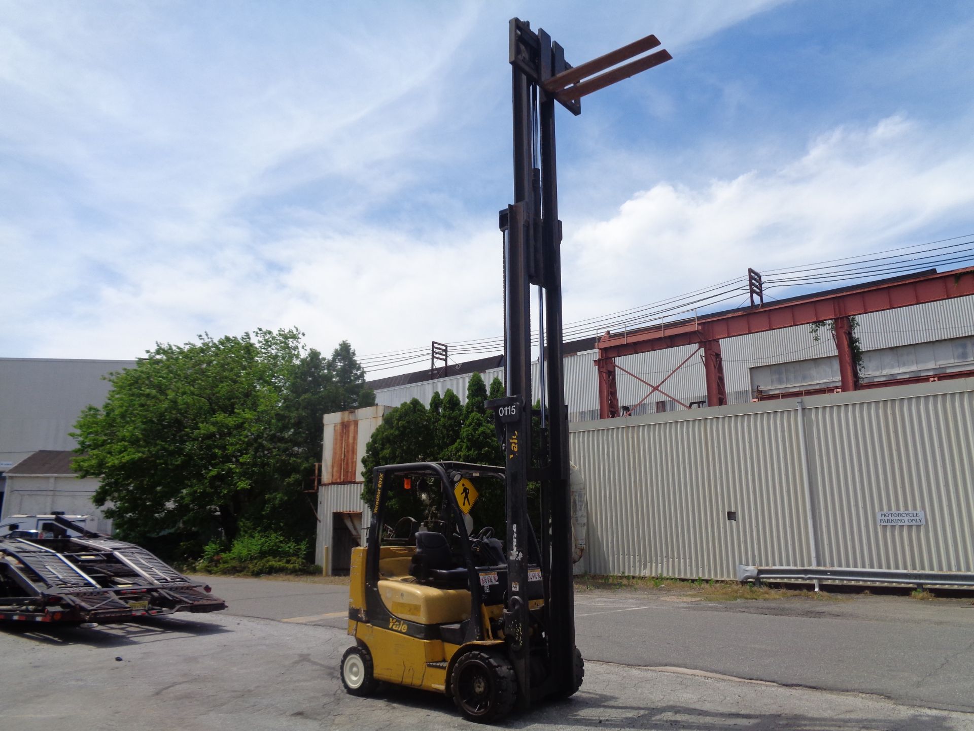 Yale GC080VXNGSE107.6 8,000lb Forklift - Image 16 of 18