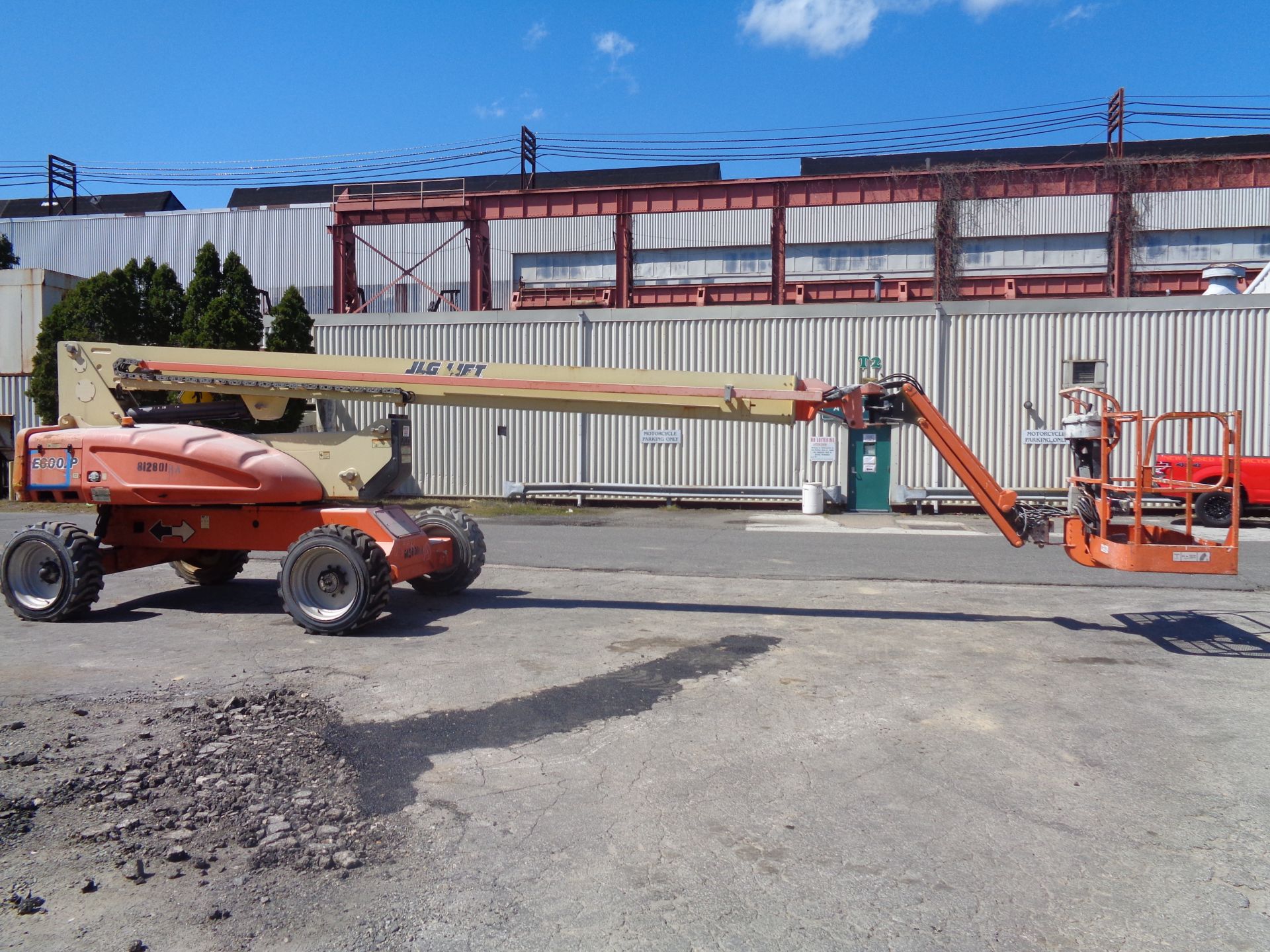 2010 JLG M600JP 60ft Boom Lift - Image 4 of 17