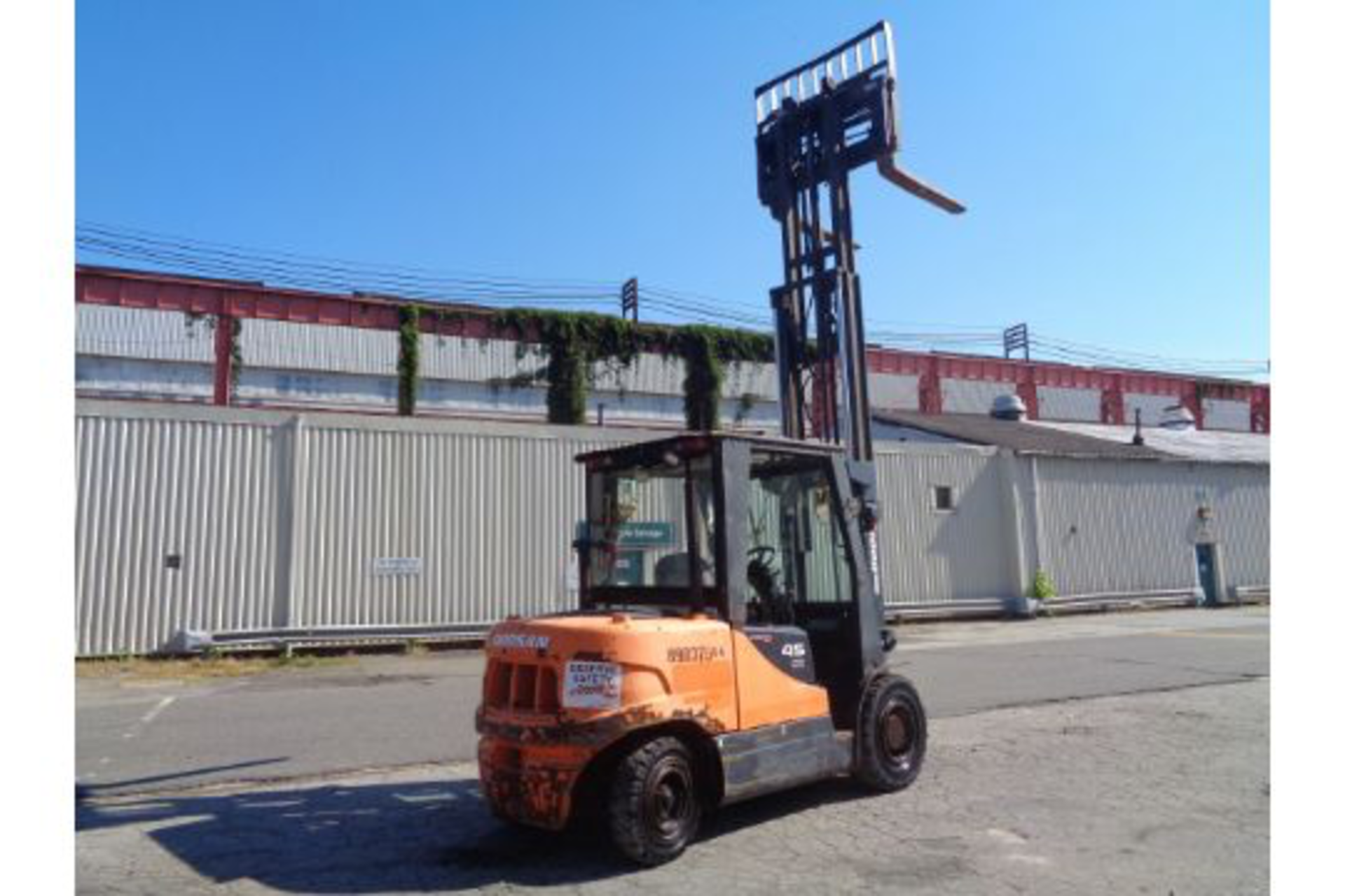 2014 Doosan D45S-5 10,000lb Forklift - Image 5 of 10