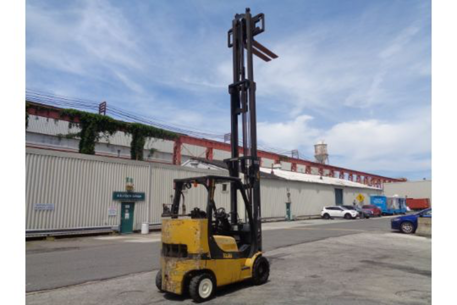 2007 Yale GC080VXNGSE107.6 8,000lb Forklift - Image 12 of 18