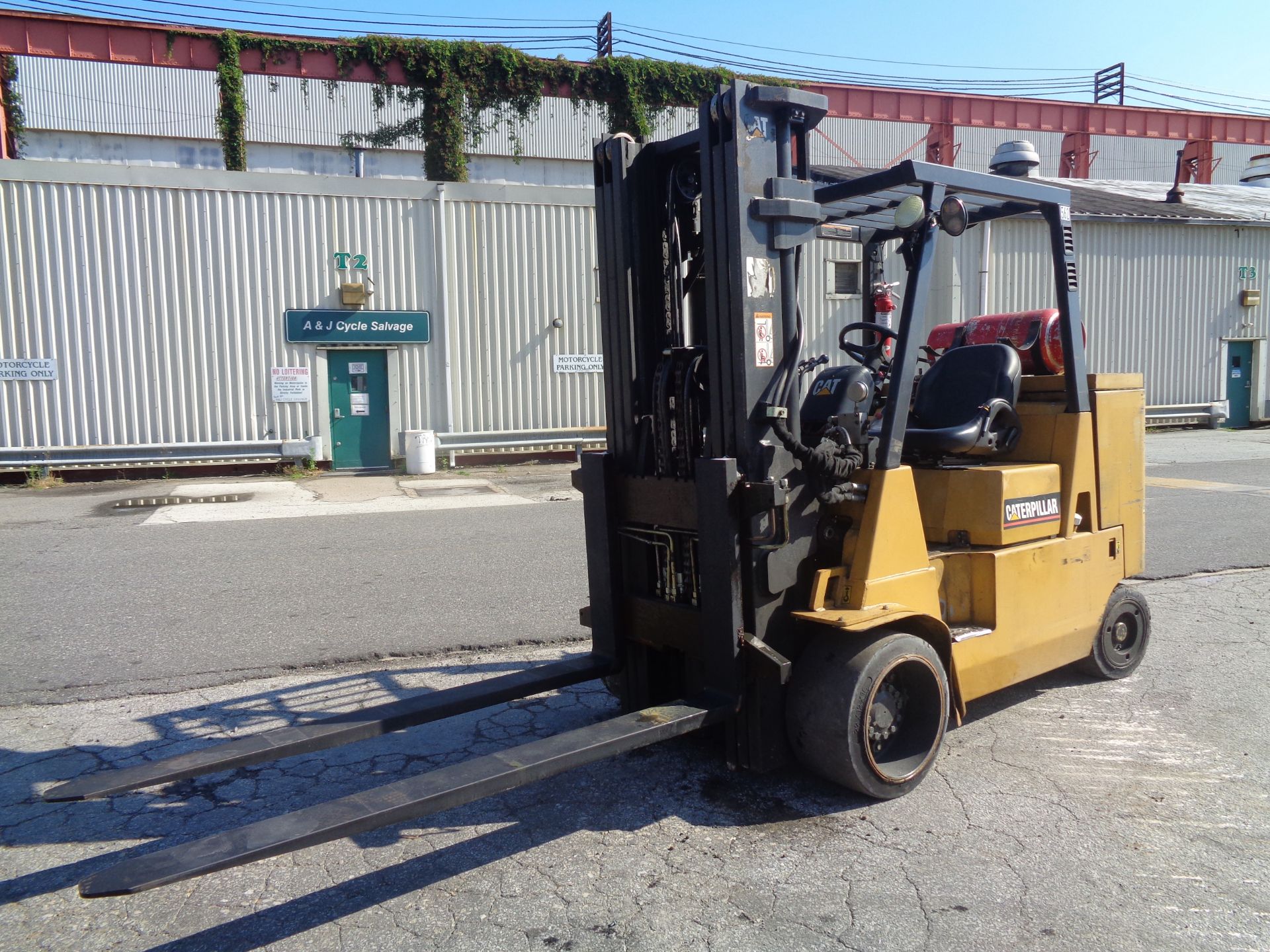 Caterpillar GC55KSTR 11,000lb Forklift - Image 2 of 14