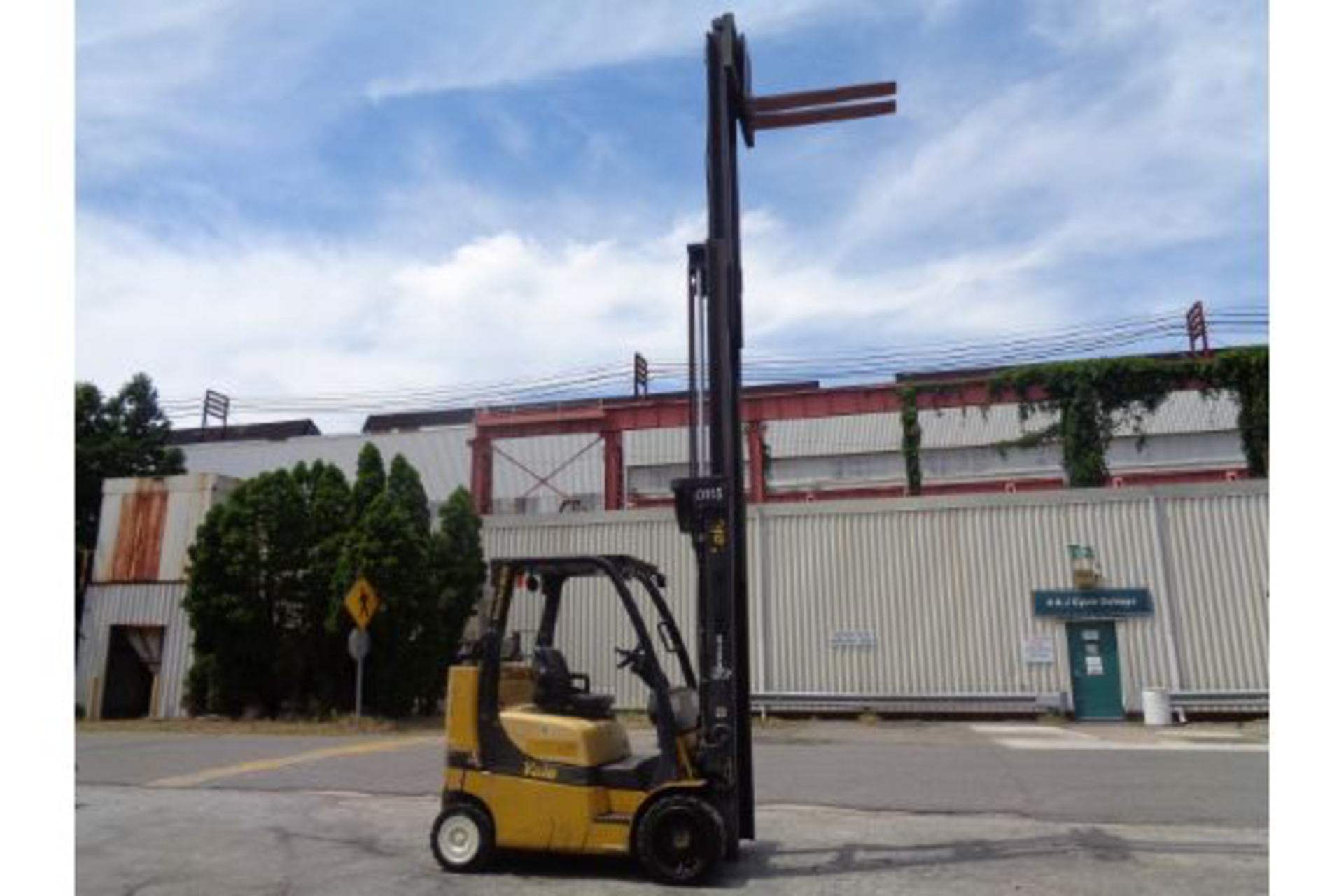 2007 Yale GC080VXNGSE107.6 8,000lb Forklift - Image 15 of 18