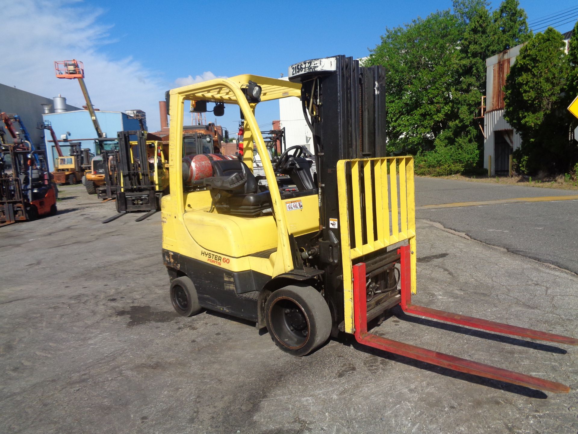 2012 Hyster S60FT 6,000lb Forklift - Quad Mast - Image 8 of 13