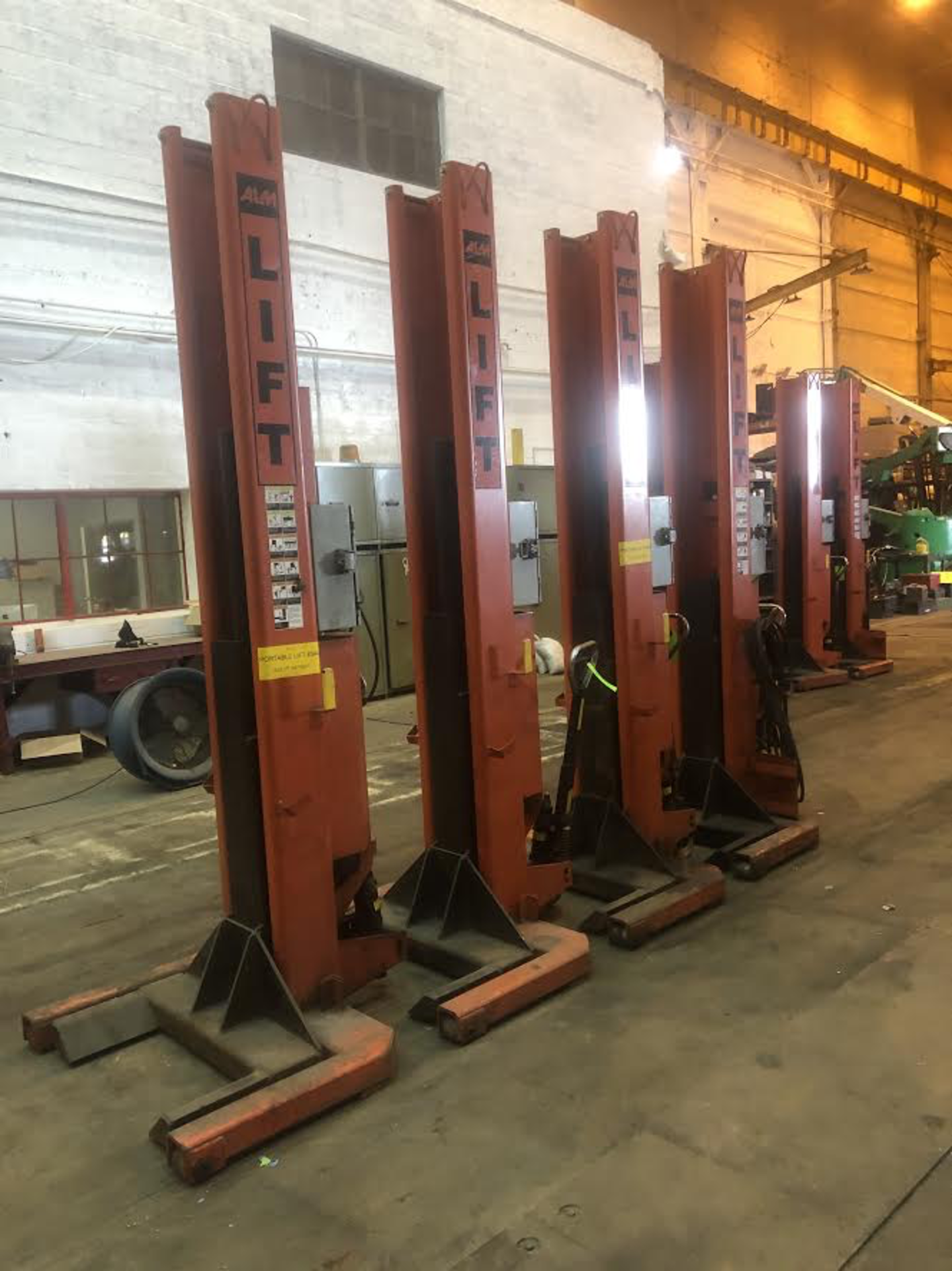 Set of 4 ALM 18,000 lbs Truck Lifts - Image 4 of 9