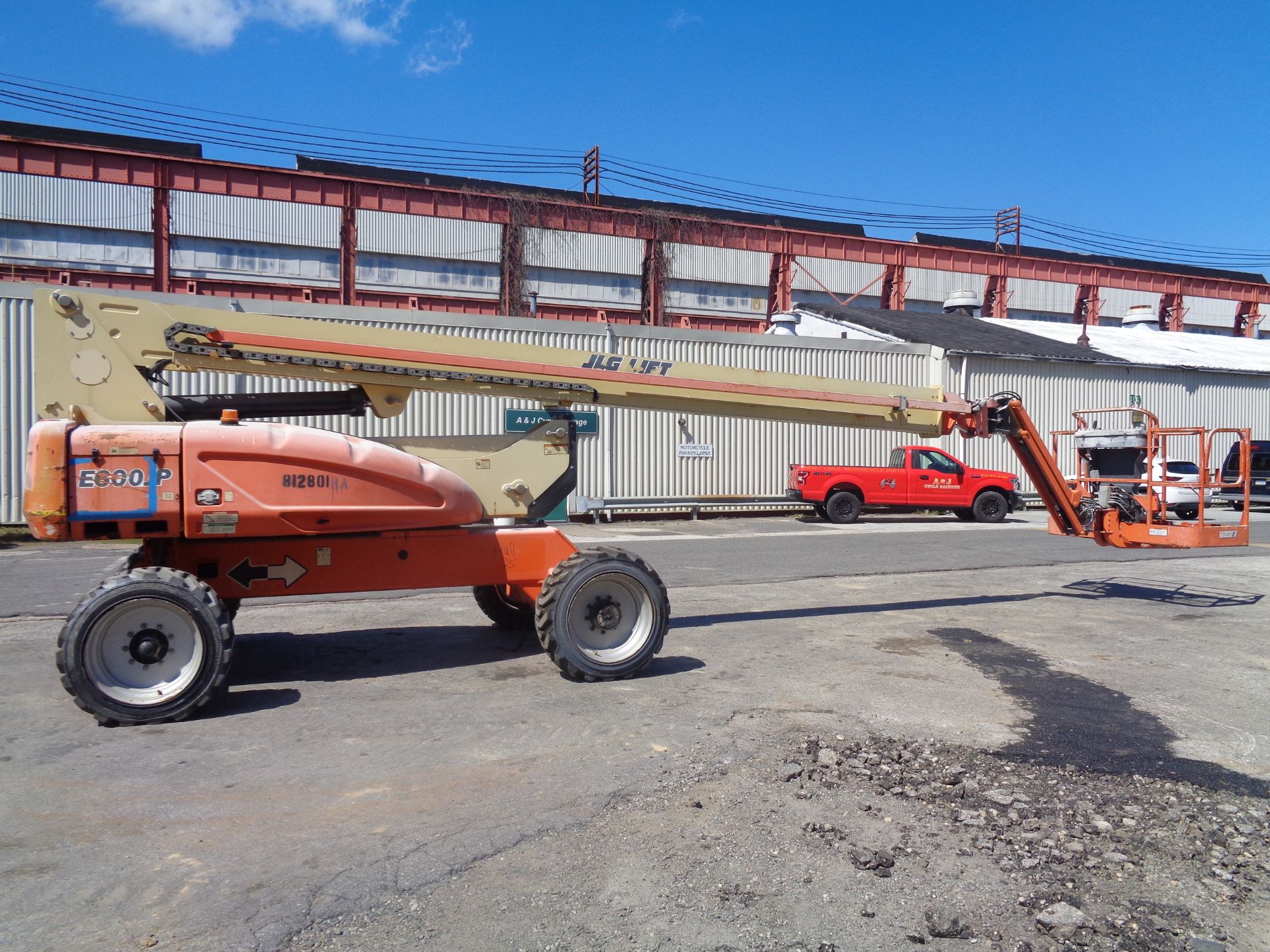 2010 JLG M600JP 60ft Boom Lift - Image 3 of 17