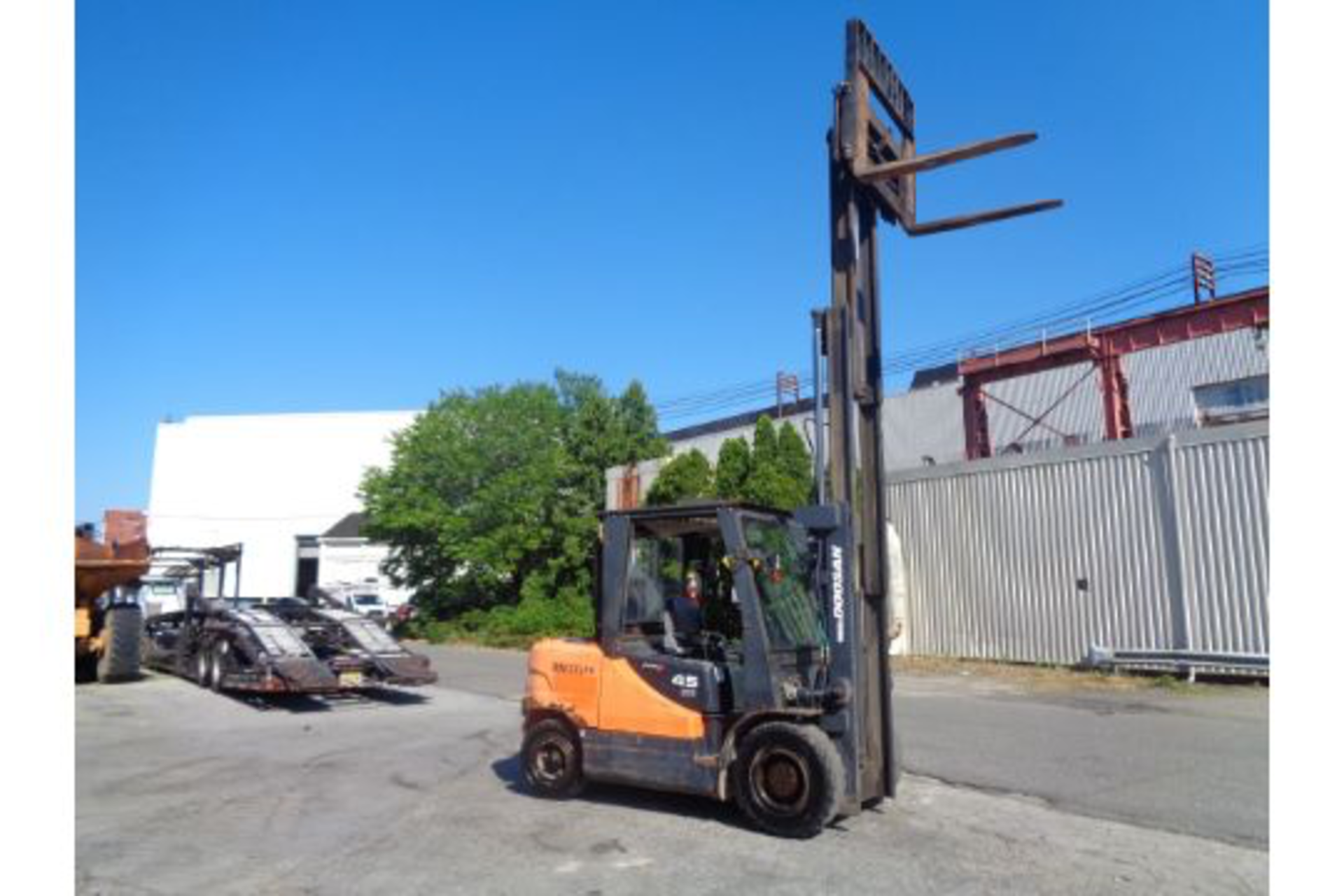 2014 Doosan D45S-5 10,000lb Forklift - Image 4 of 10