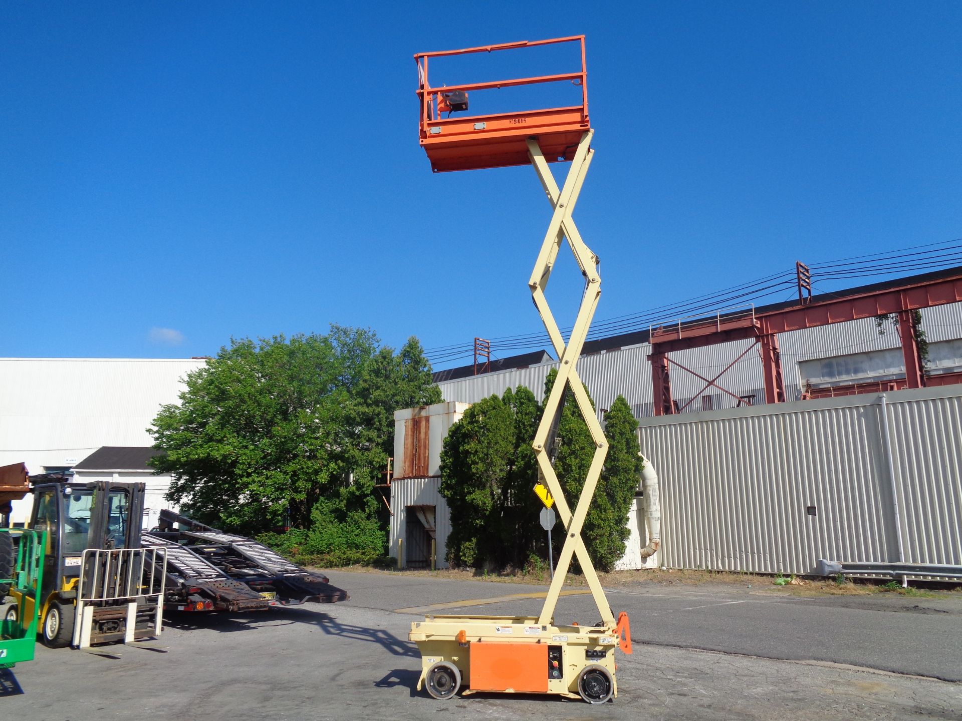 2015 JLG 1932RS 19ft Electric Scissor Lift - Image 7 of 8