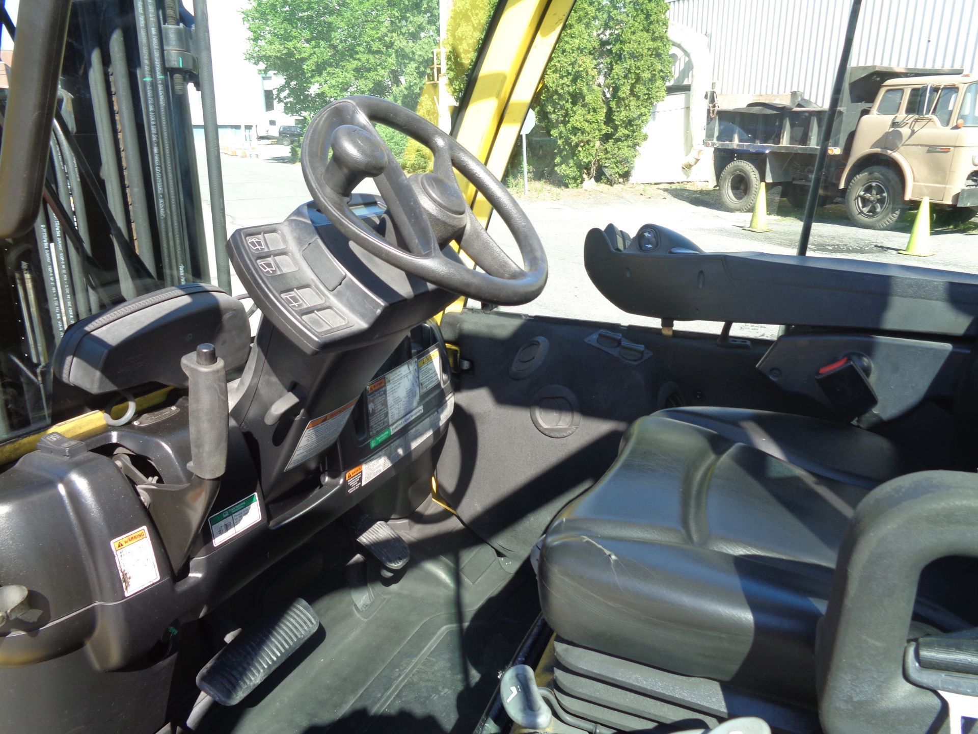 2015 Hyster H50FT 5,000lb Forklift - Image 4 of 12