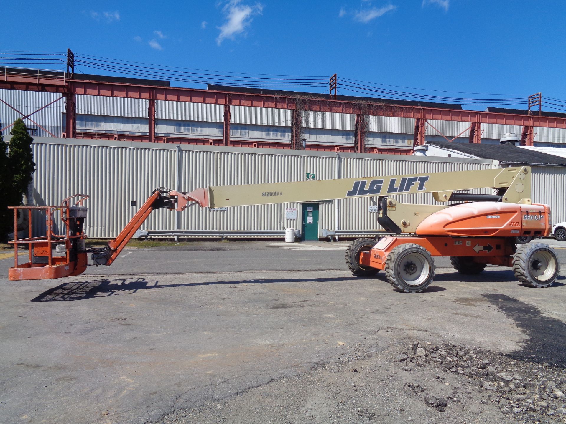 2010 JLG M600JP 60ft Boom Lift - Image 8 of 17