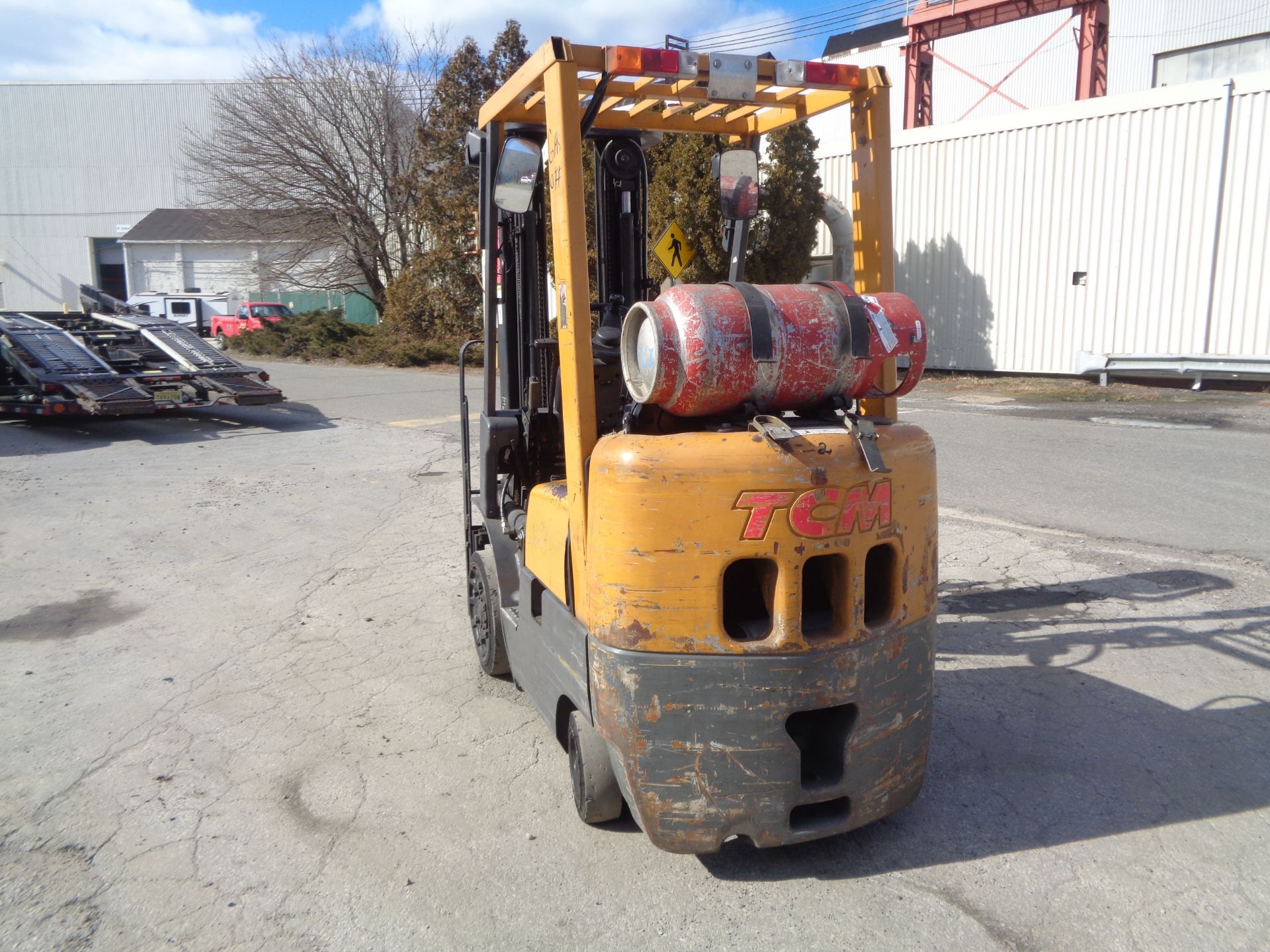 TCM FCG15F9 3,000lb Forklift - Image 9 of 16