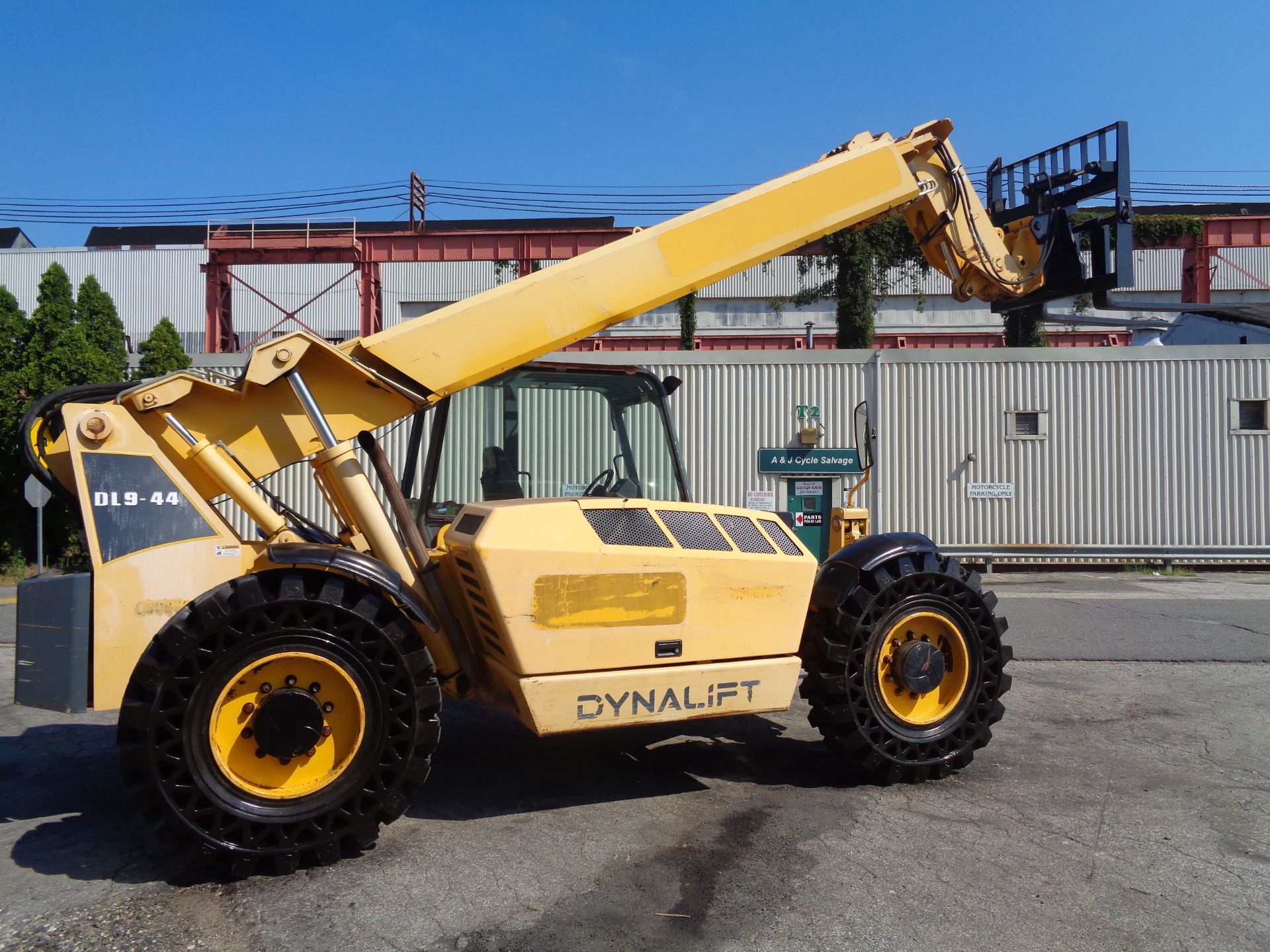 2012 Gehl DL944L 9,000lb Telescopic Forklift - Image 3 of 19