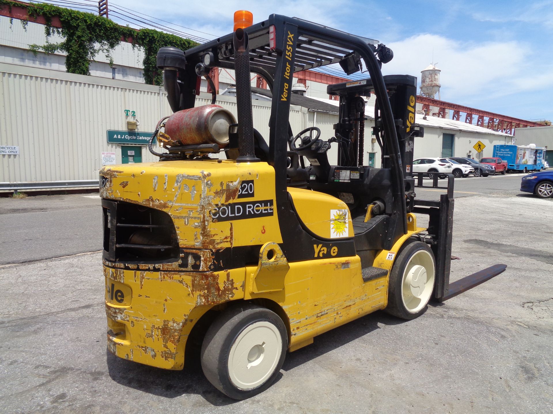 2015 Yale GLC155VXNCJV087 15,000lb Forklift - Image 2 of 14