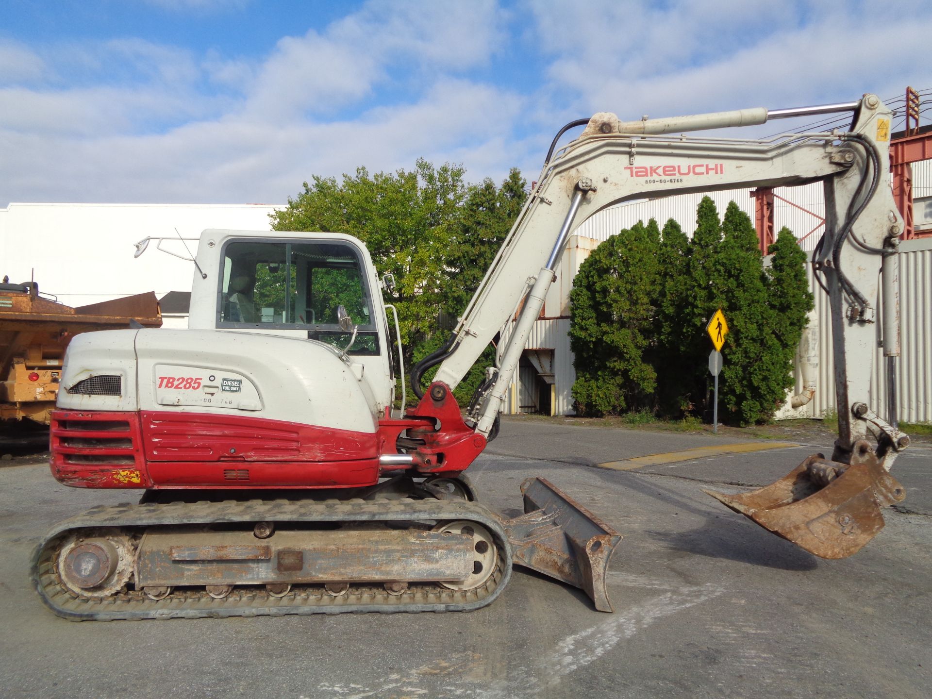 2014 Takeuchi TB285 Excavator