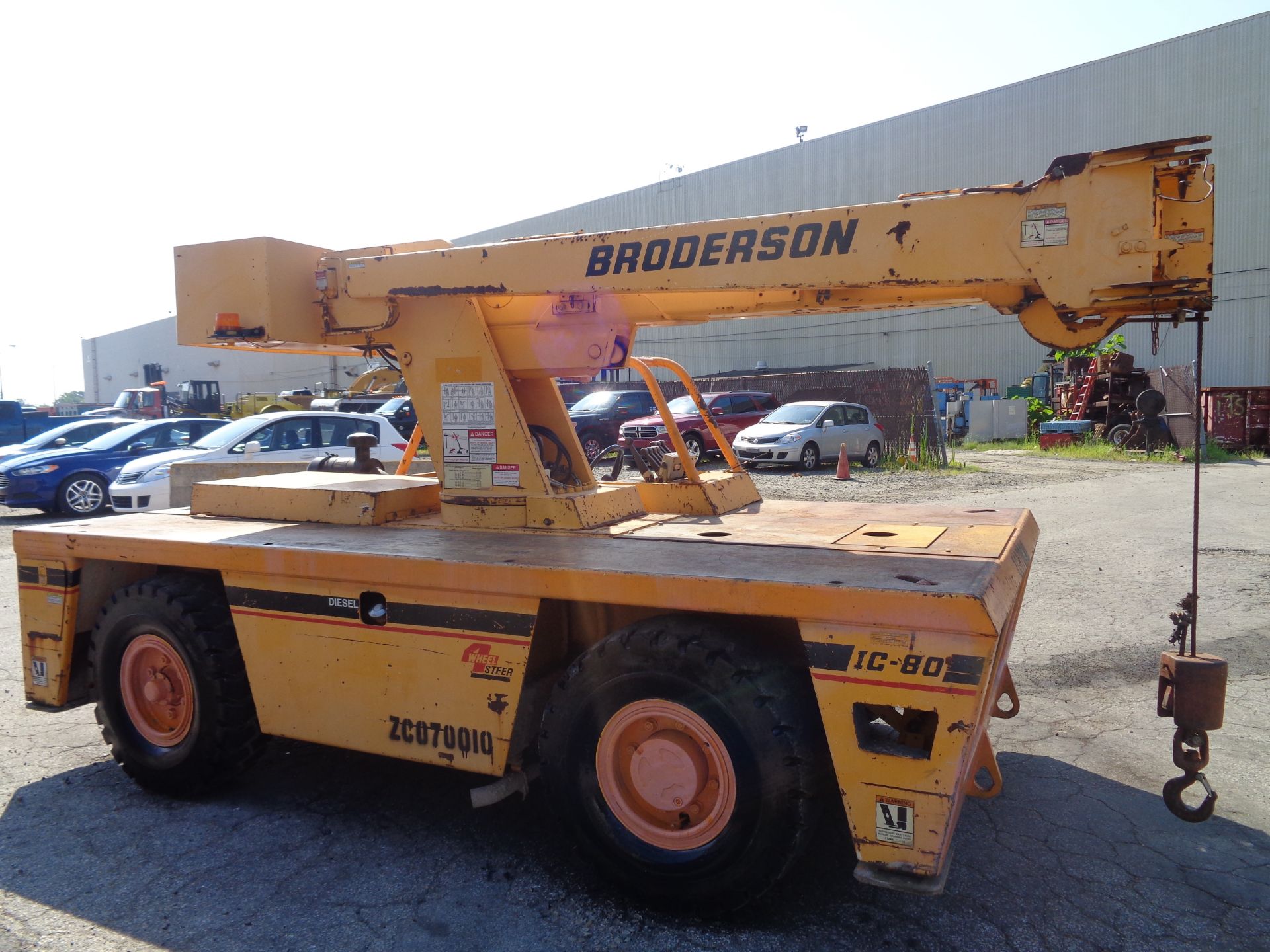 2007 Broderson IC-80-1G 17,000lb Carry Deck Hydraulic Crane - Image 9 of 13