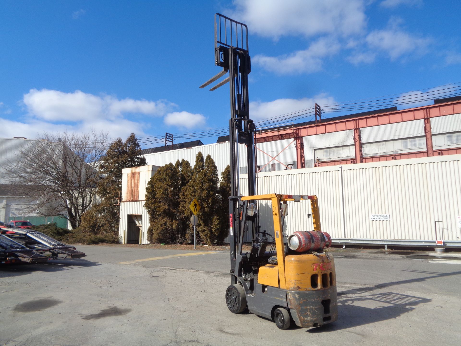 TCM FCG15F9 3,000lb Forklift - Image 14 of 16