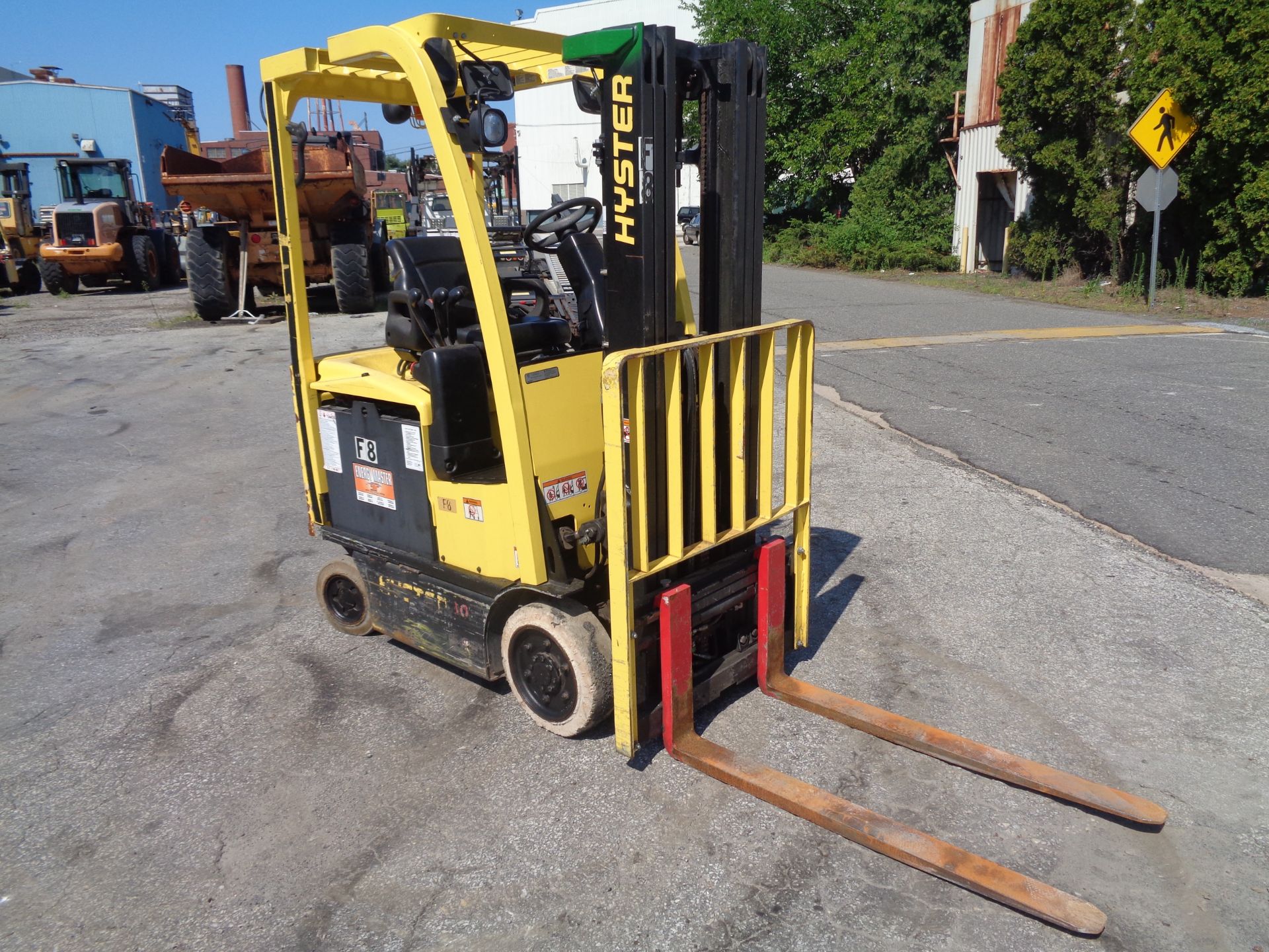 2016 Hyster E30XN 3,000lb Forklift - Image 9 of 11