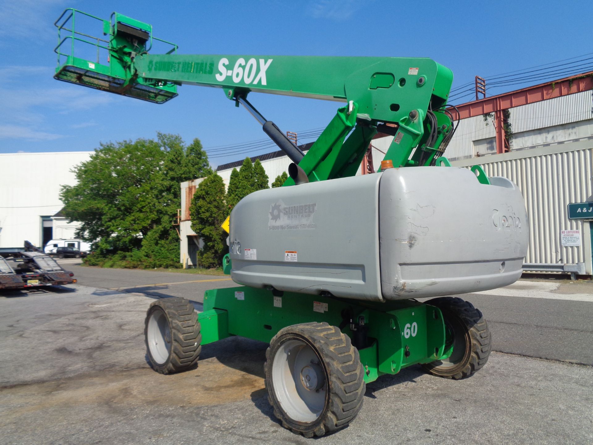 2011 Genie S60 60ft 4x4 Boom Lift - Image 11 of 17