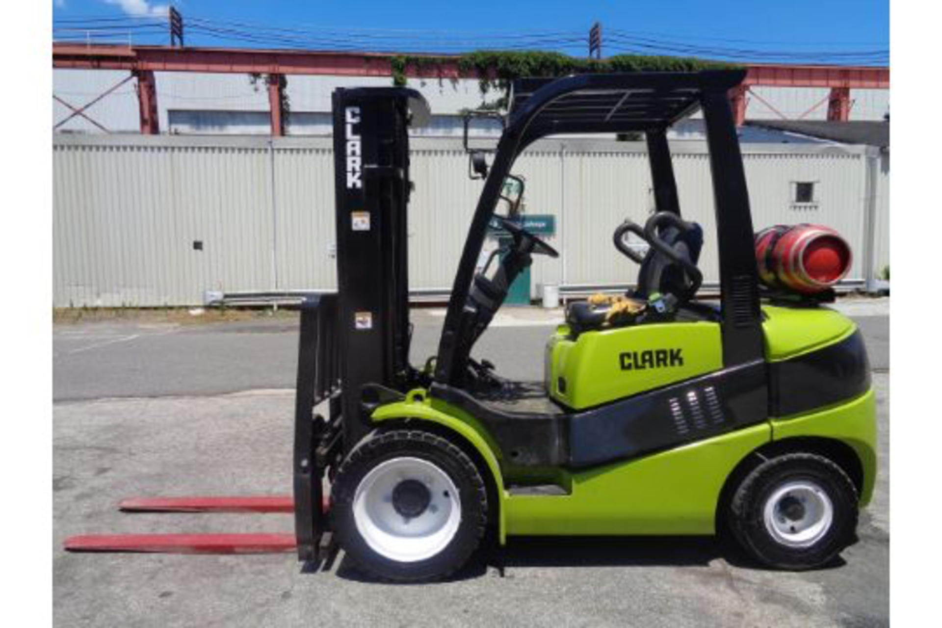 2014 Clark C30L 6,000lb Forklift - Image 2 of 12