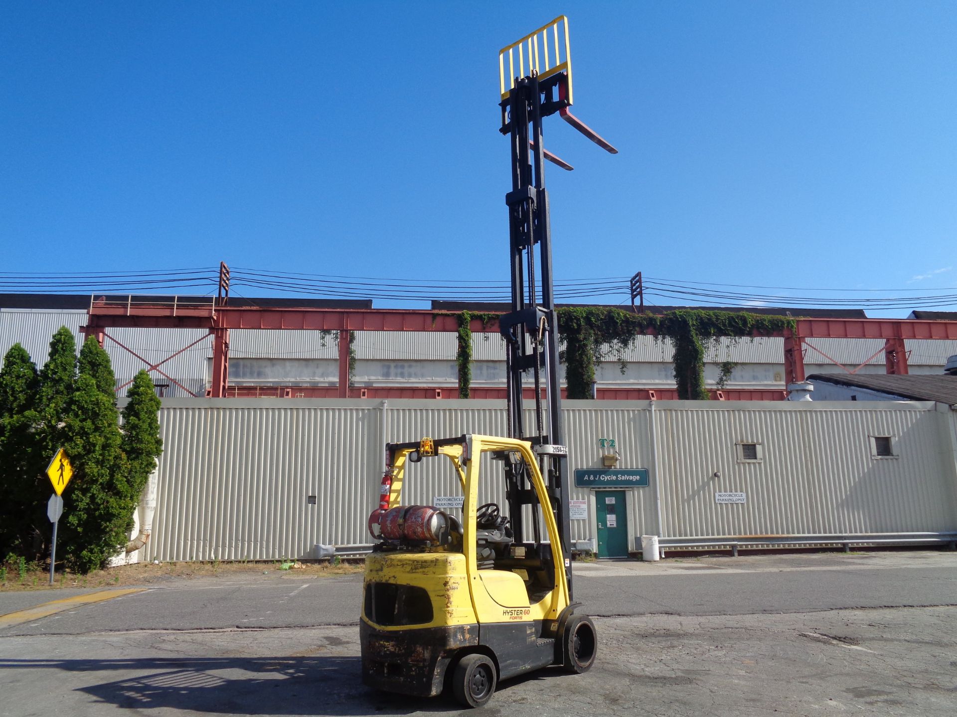 2012 Hyster S60FT 6,000lb Forklift - Quad Mast - Image 11 of 13