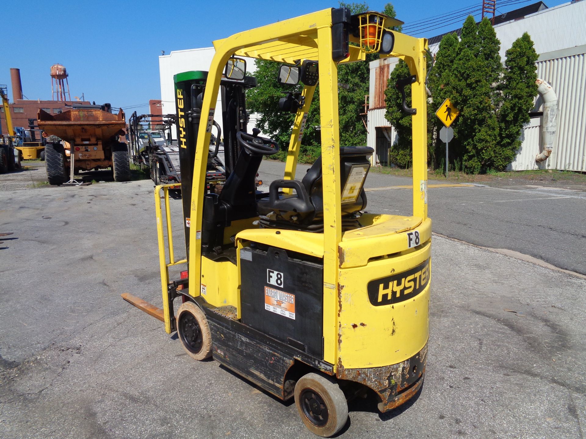 2016 Hyster E30XN 3,000lb Forklift - Image 2 of 11