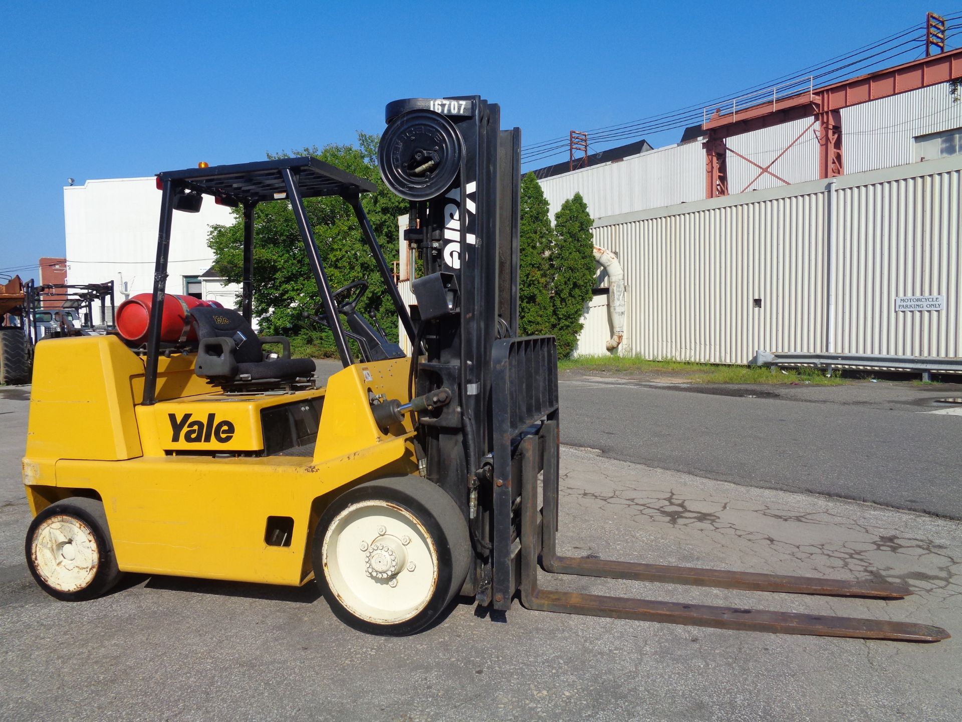 Yale GC155CANGBE098 15,500lb Forklift Only 585 Hours - Image 4 of 17
