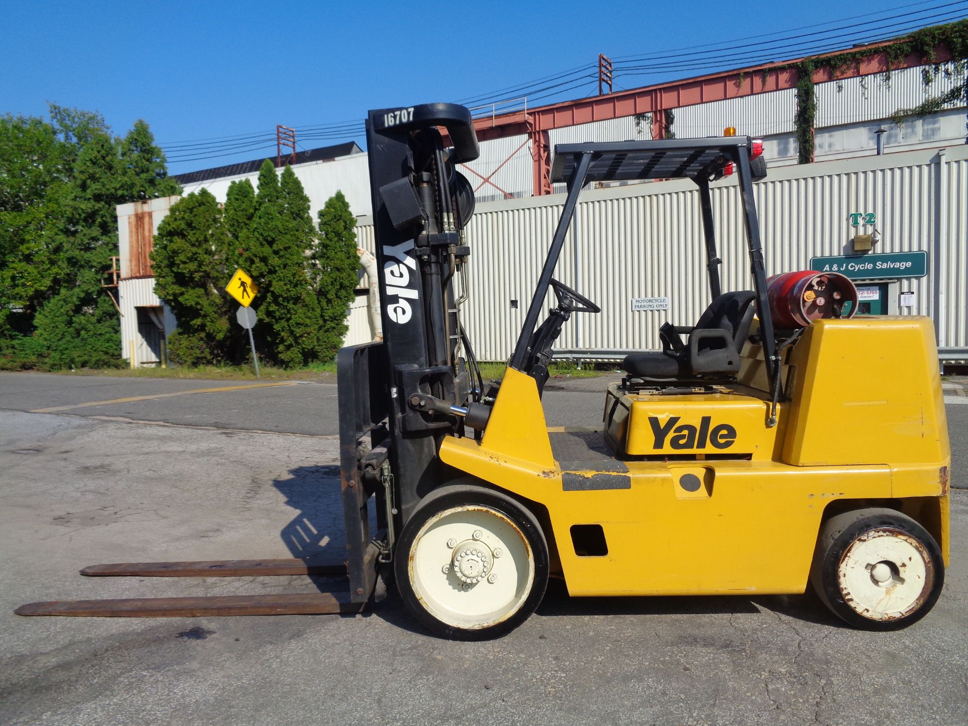 Yale GC155CANGBE098 15,500lb Forklift Only 585 Hours - Image 5 of 17