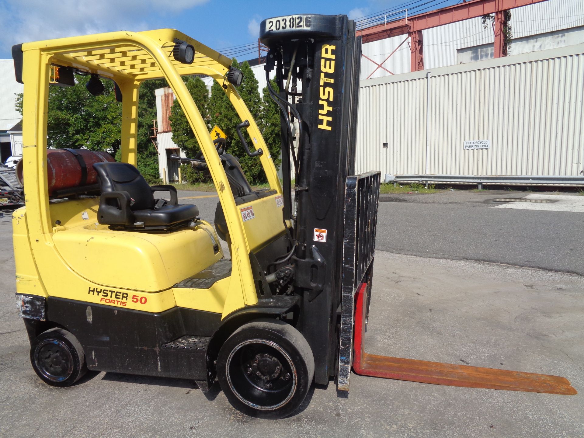 2011 Hyster S50FT 5,000lb Forklift quad mast - Image 4 of 16