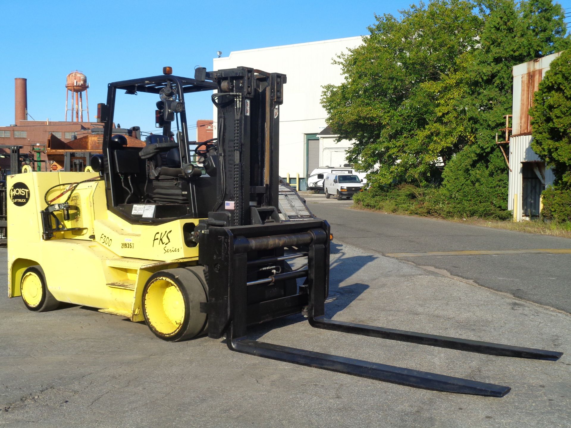 2004 Hoist F300 30,000lb Forklift - Image 6 of 19