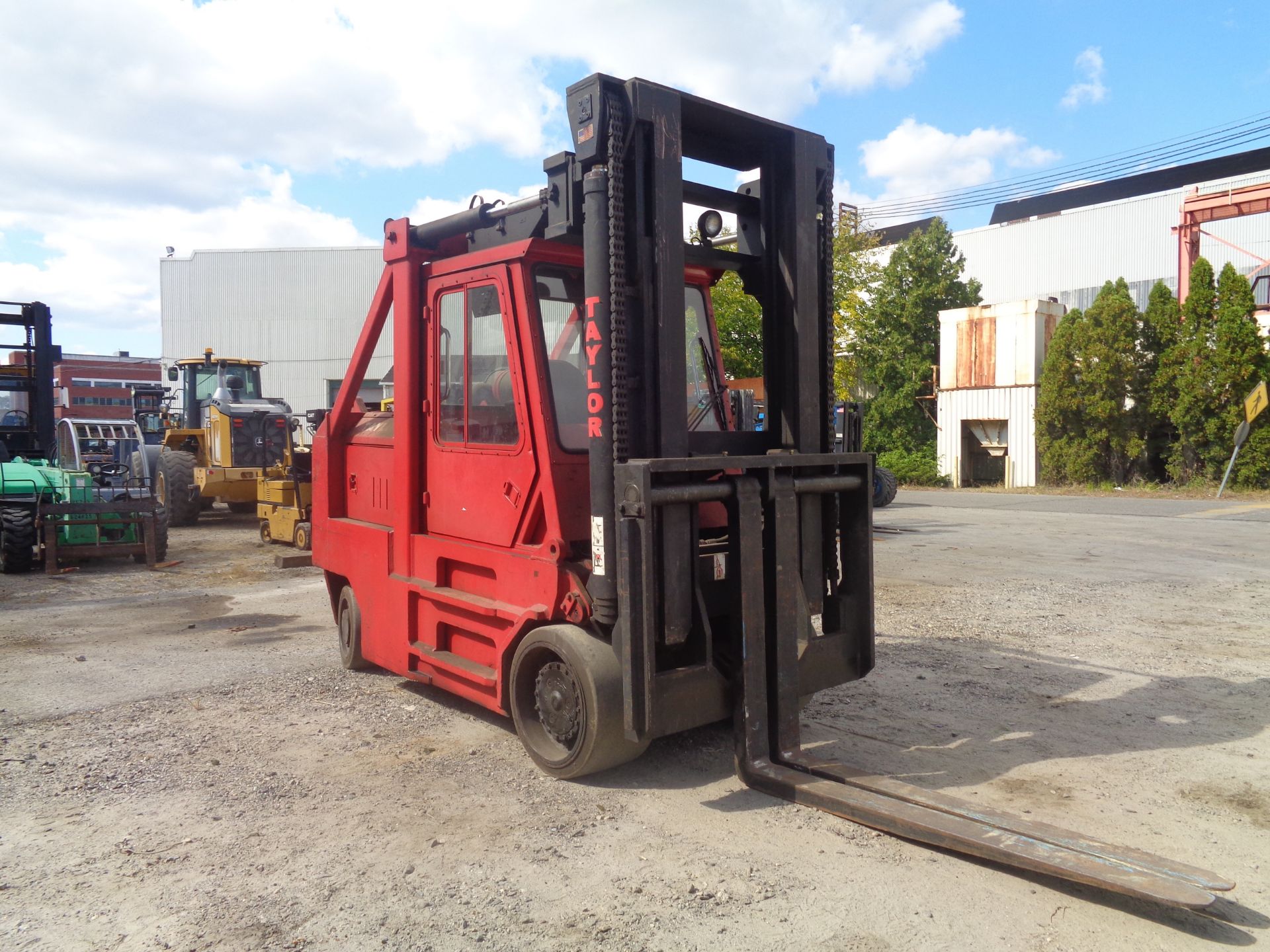 Taylor TC0-200S-02 24,000 lbs forklift - Image 3 of 10