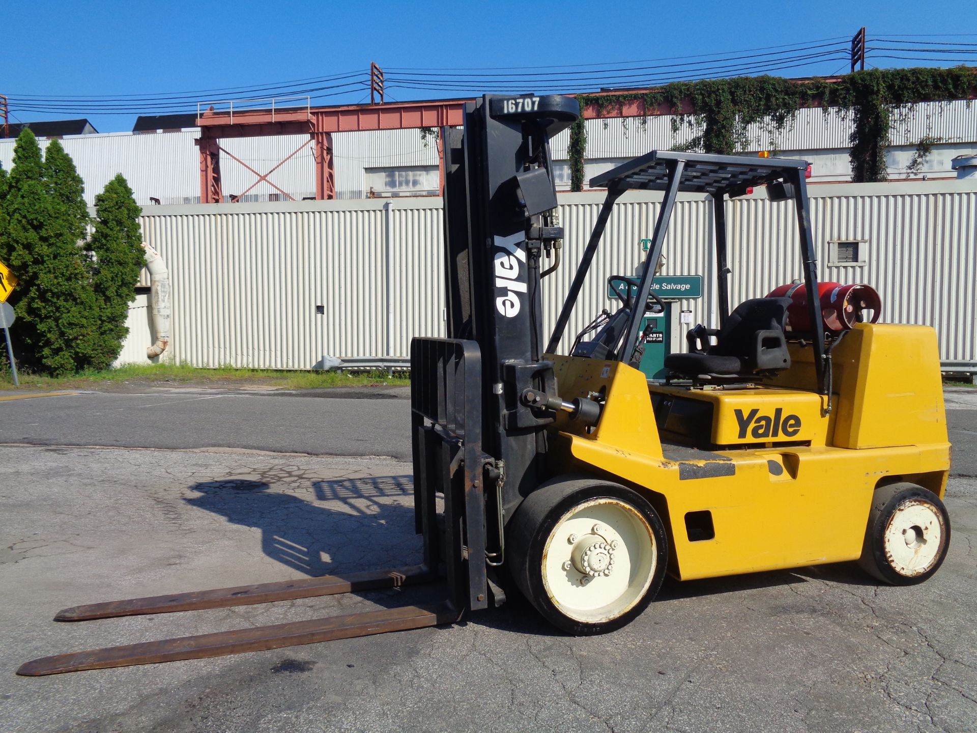 Yale GC155CANGBE098 15,500lb Forklift Only 585 Hours - Image 7 of 17