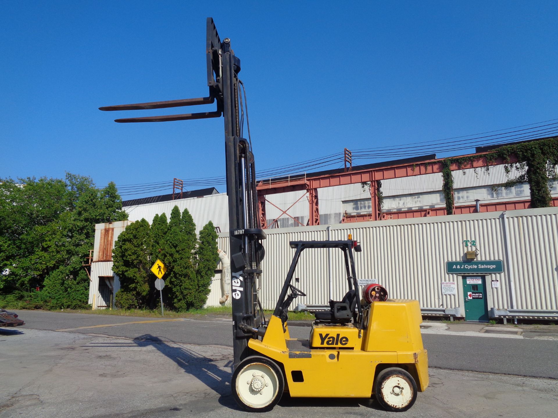 Yale GC155CANGBE098 15,500lb Forklift Only 585 Hours - Image 12 of 17