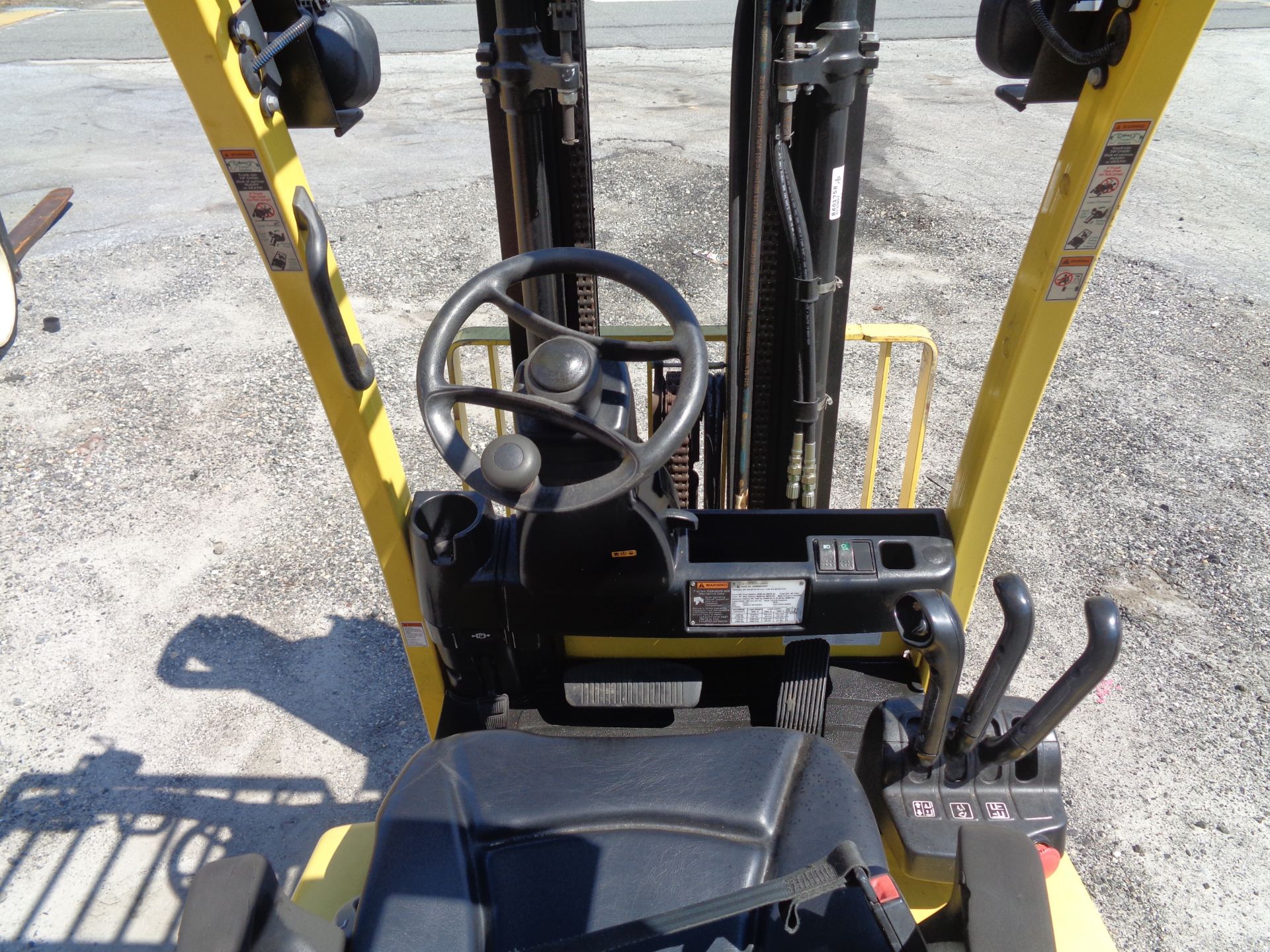 2016 Hyster E30XN 3,000lb Forklift - Image 10 of 11