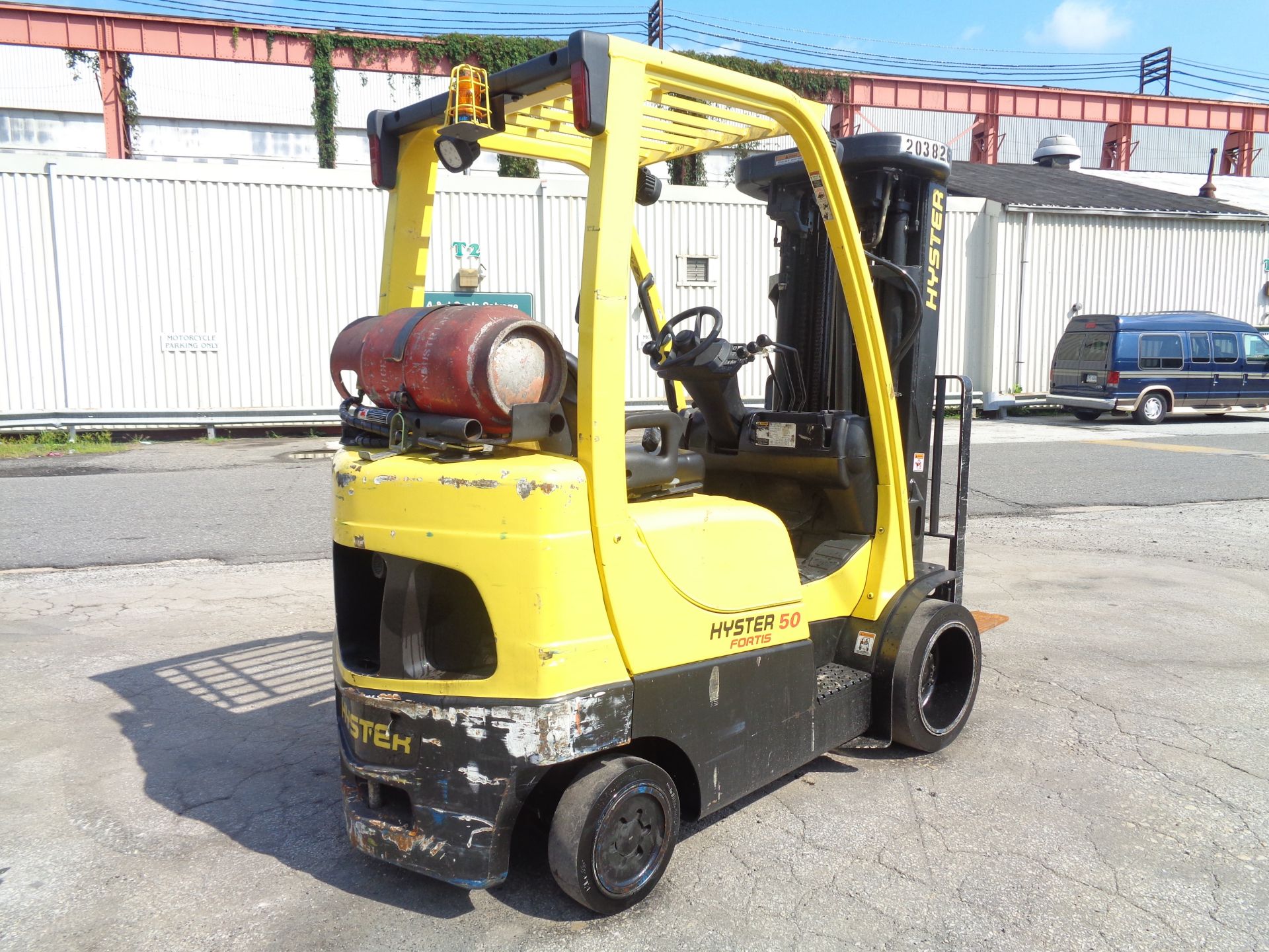 2011 Hyster S50FT 5,000lb Forklift quad mast - Image 2 of 16