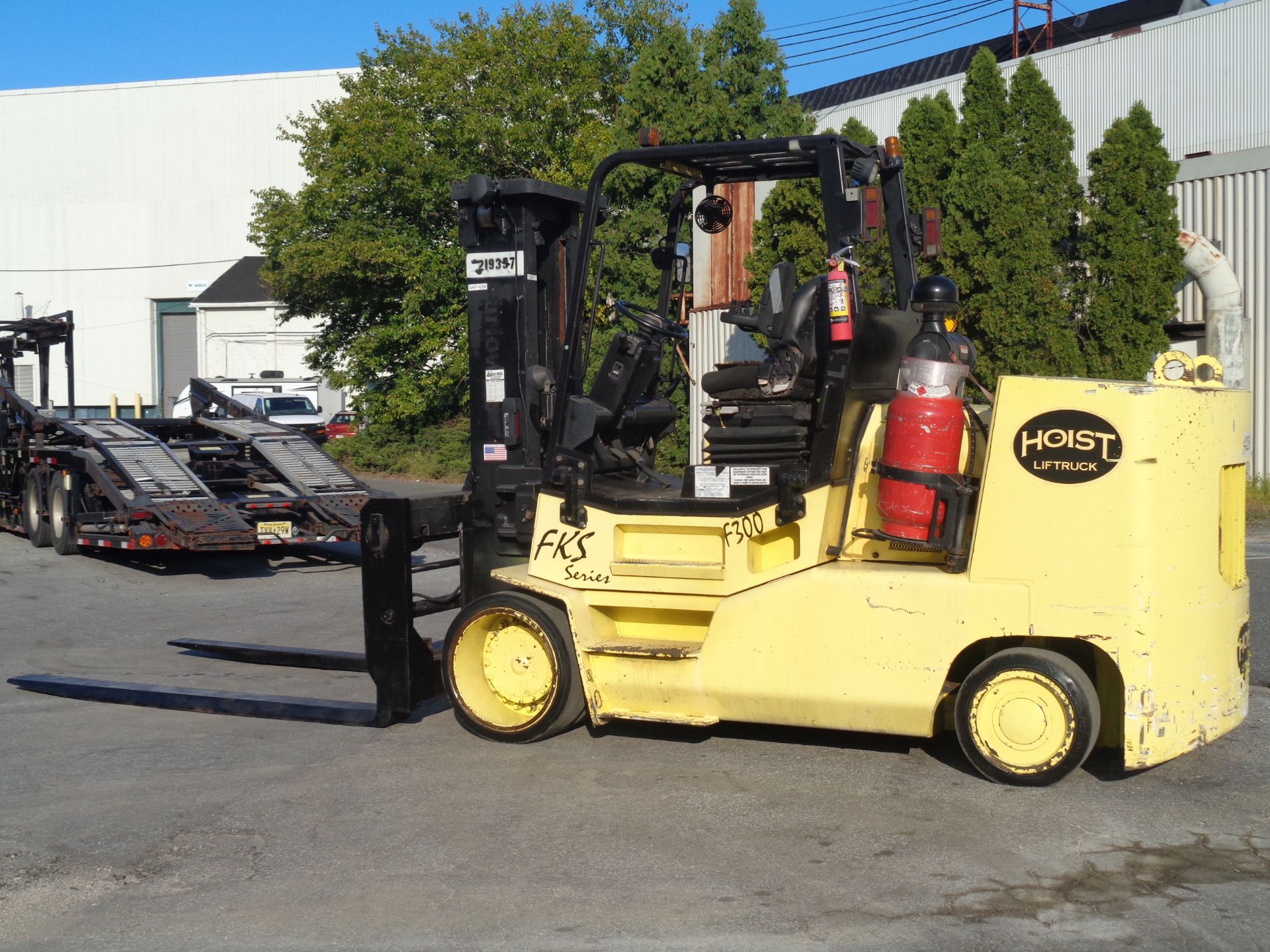 2004 Hoist F300 30,000lb Forklift - Image 11 of 19