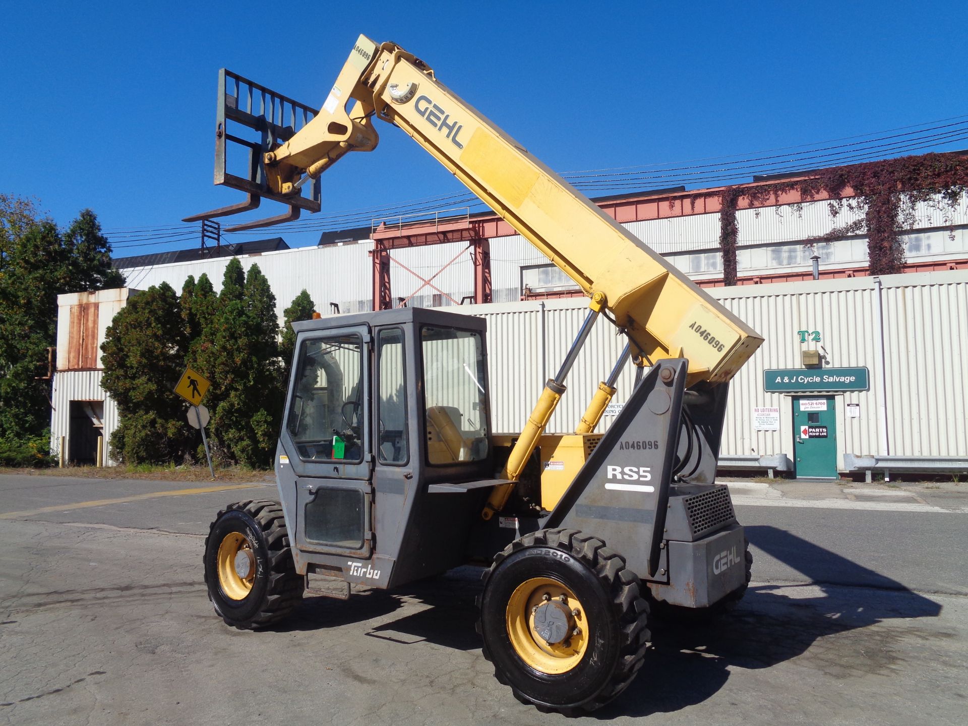 2008 Gehl RS534 5,000lb Telescopic Forklift - Image 9 of 17
