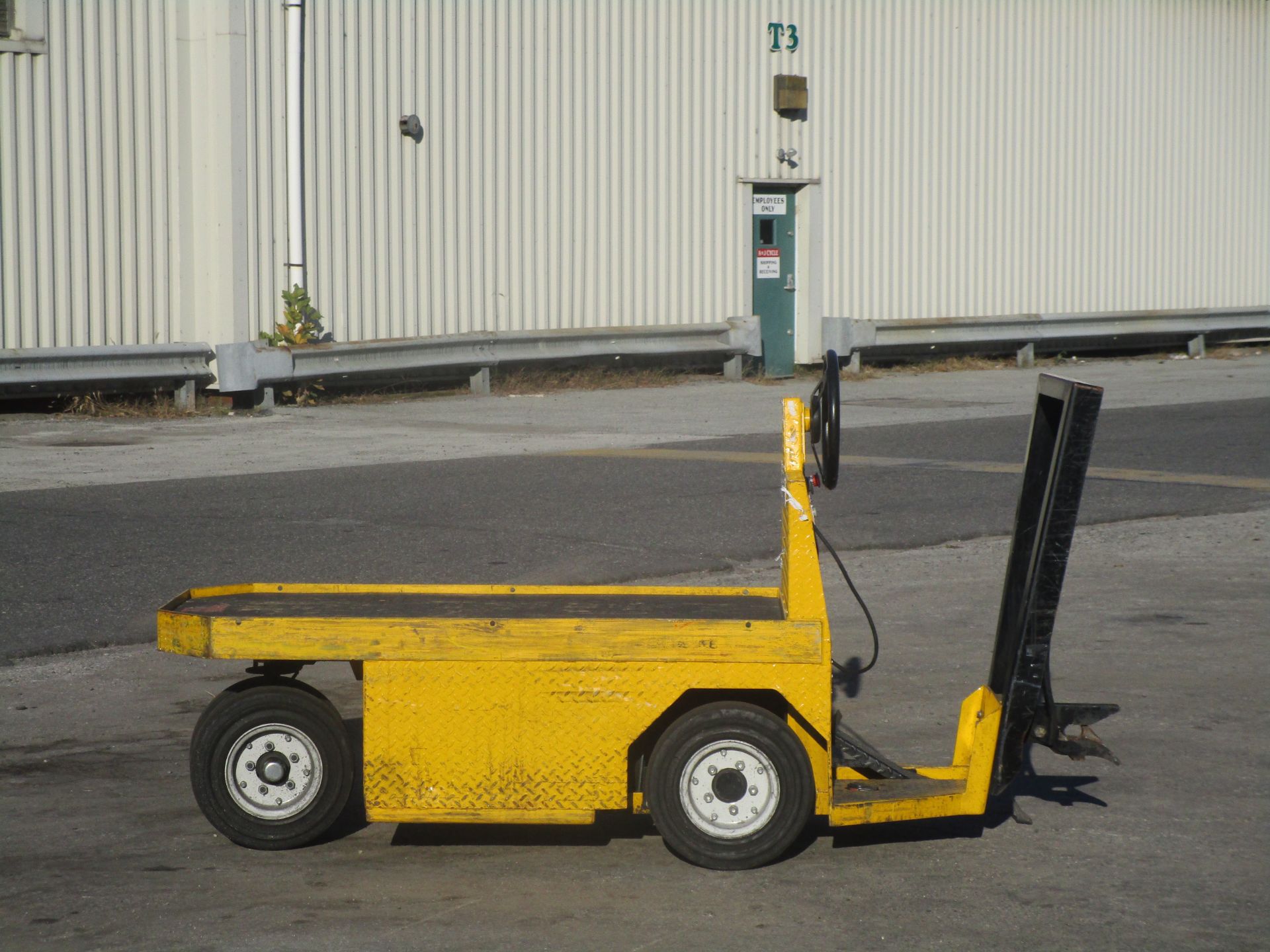 2015 Motrec E-266 1,700lb Electric Cart
