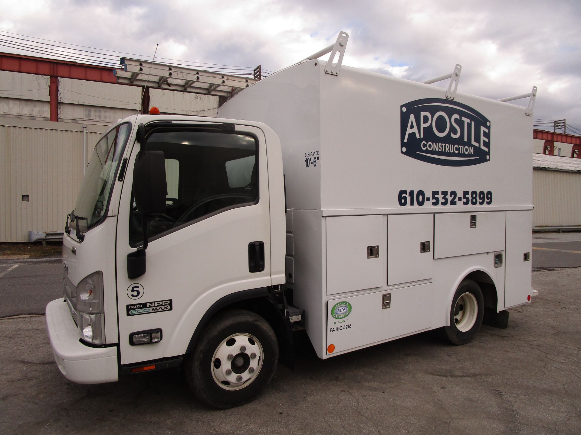 2014 Isuzu MPR Eco-Max Diesel Box Truck - Image 11 of 32