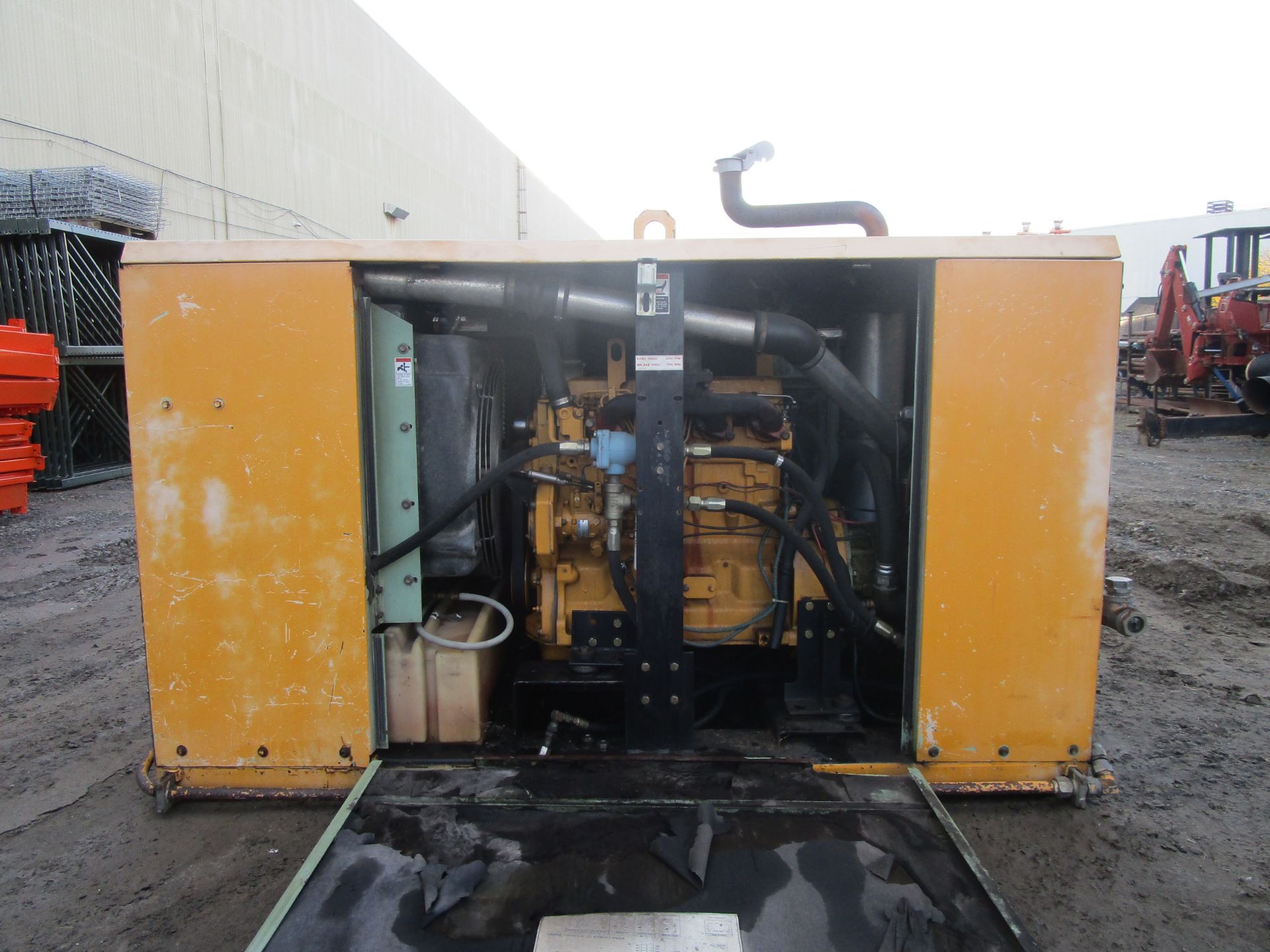 Sullair 185 DUQ JD Air Compressor - Image 9 of 13