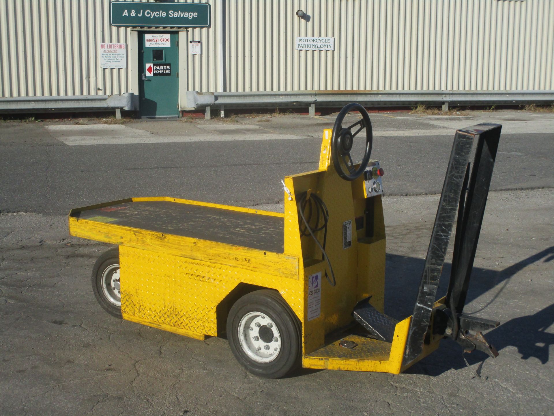 2015 Motrec E-266 1,700lb Electric Cart - Image 9 of 10