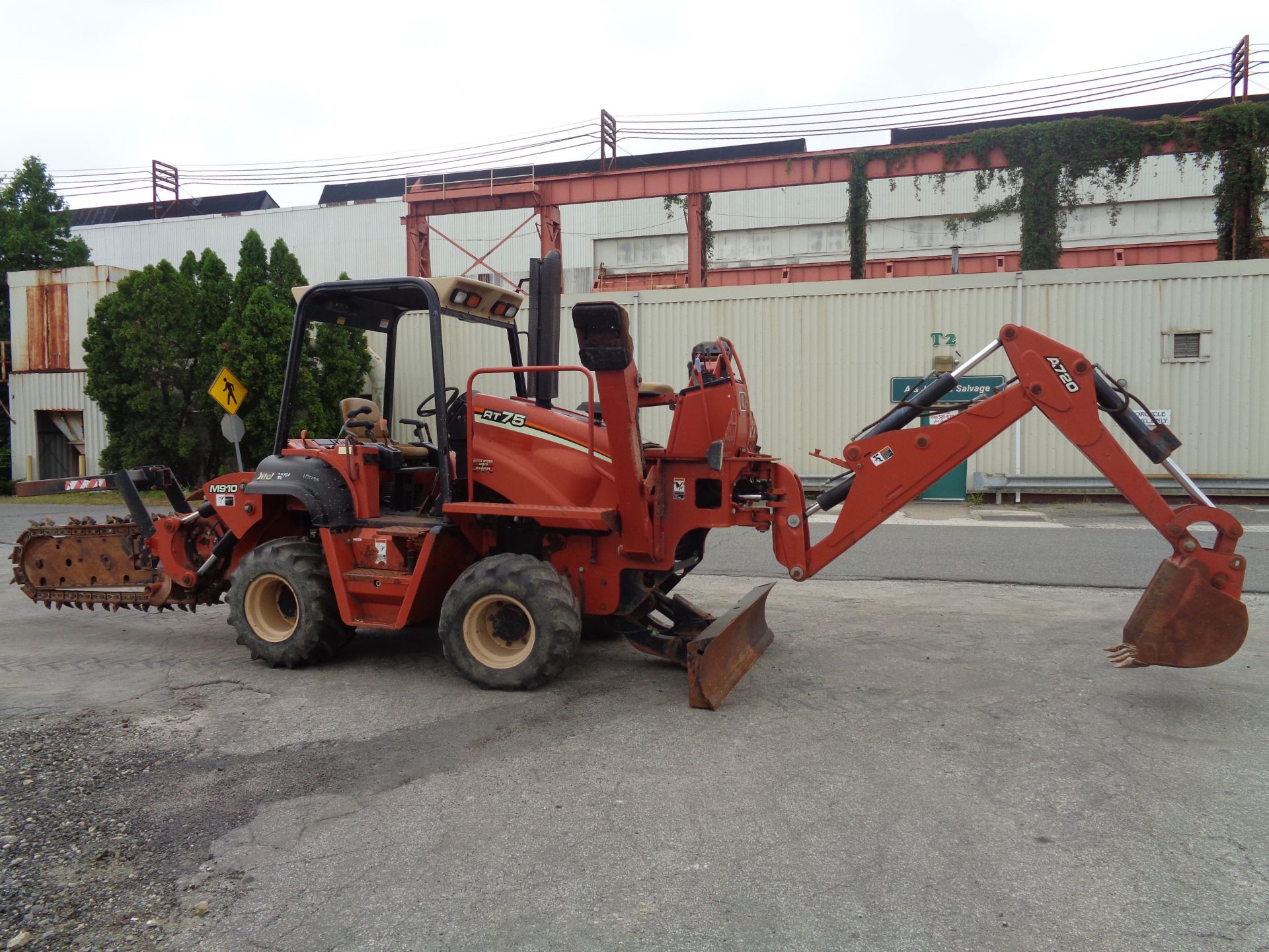 2008 Ditch Witch RT75 Trencher Backhoe - Image 14 of 18
