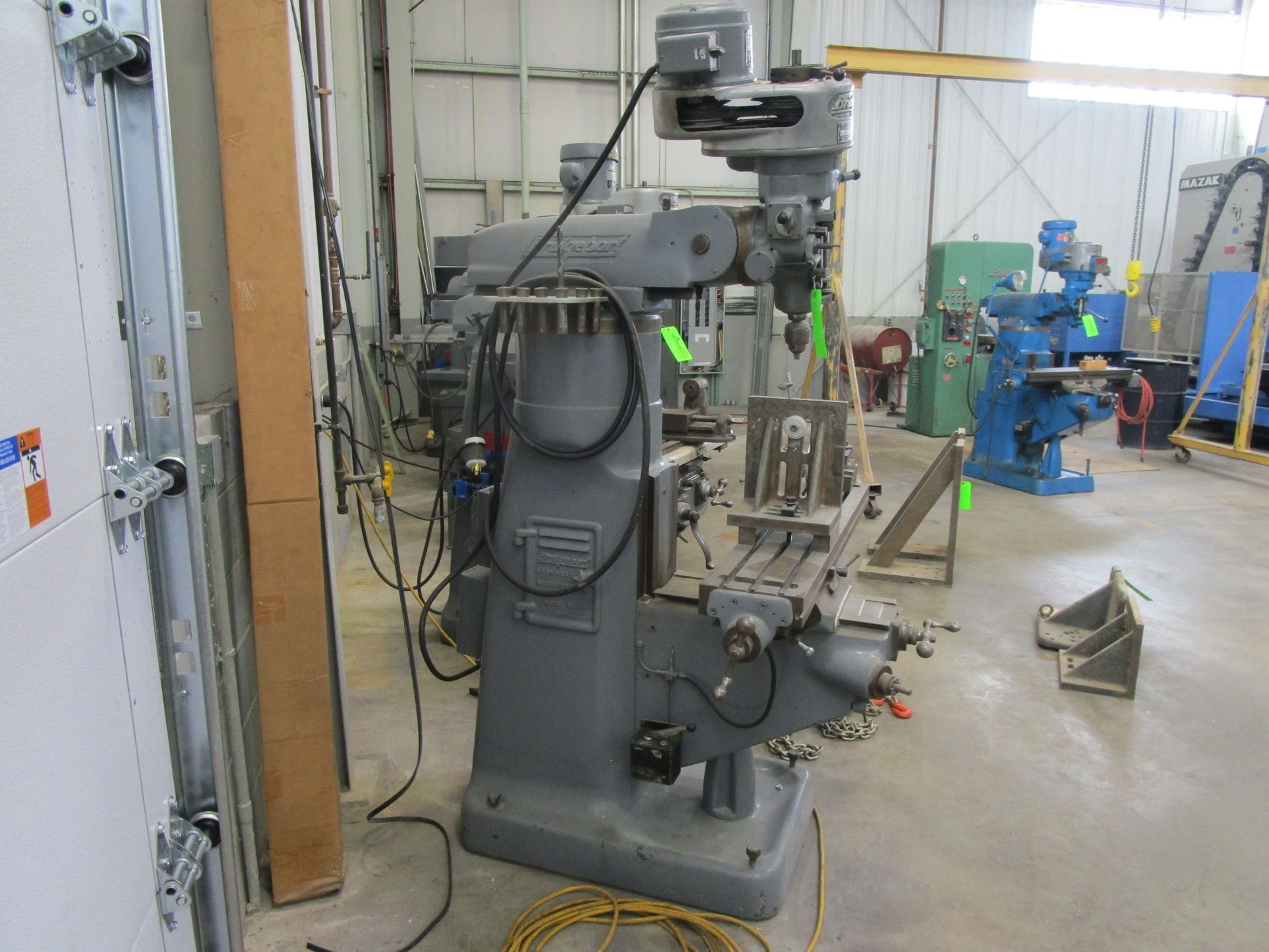 Bridgeport Vertical Milling Machine - Image 3 of 6