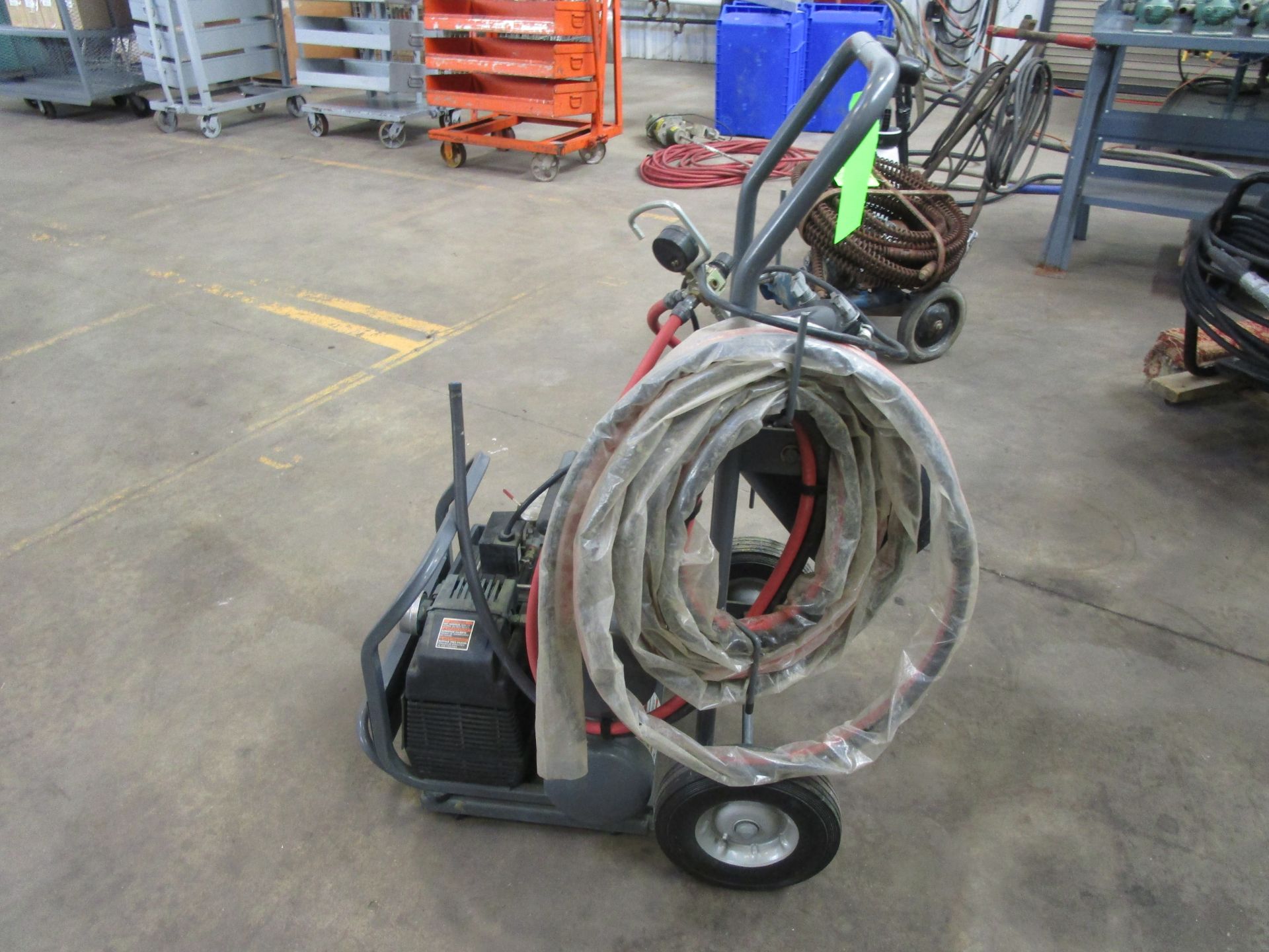 Portable Air Compressor - Image 2 of 5