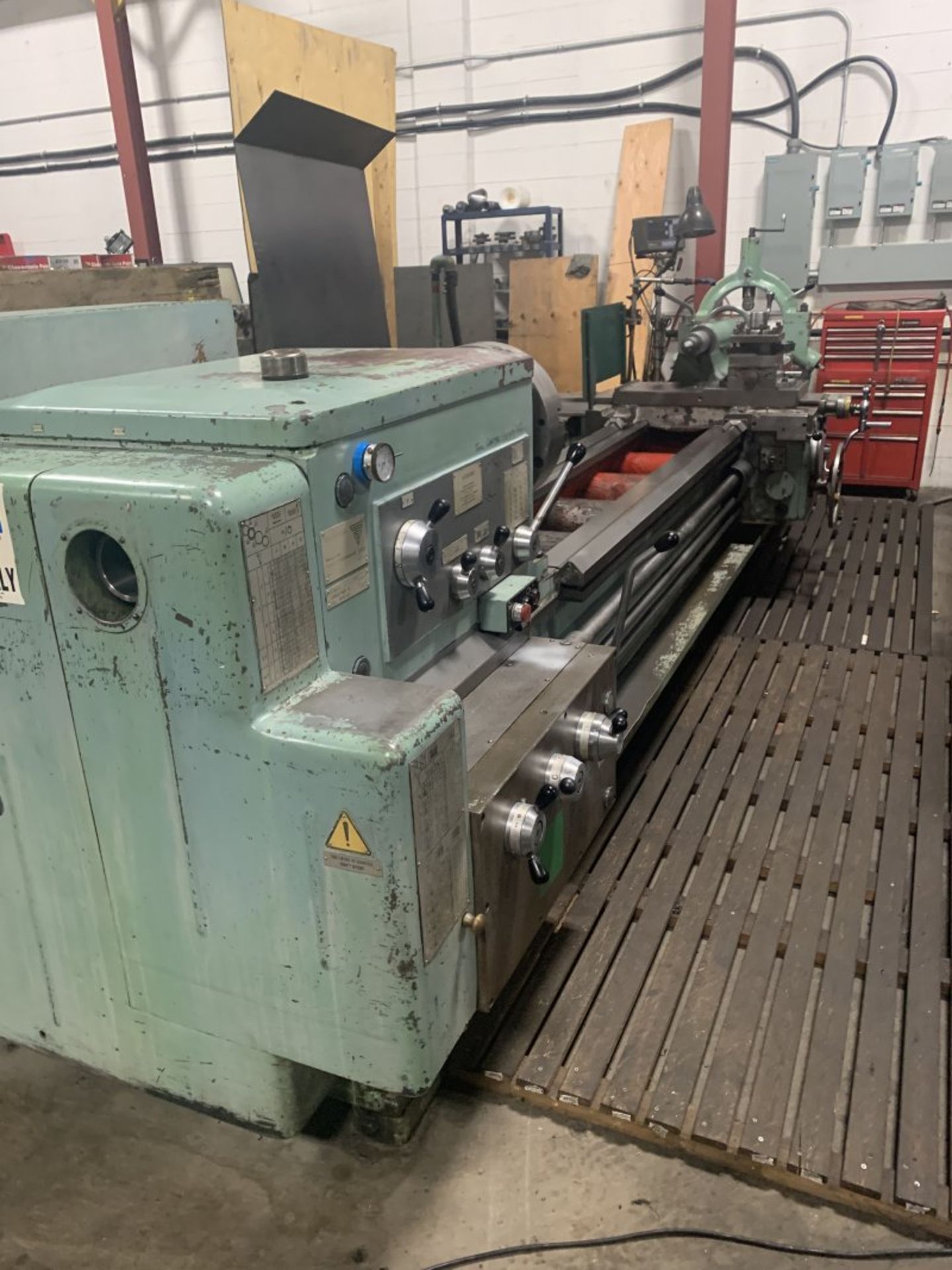 STANKO MODEL IM63B ENGINE LATHE, S/N 4693, 28IN X 120IN, 3 1/4IN BORE, TAPER 228 IN SWING X 10FT C.