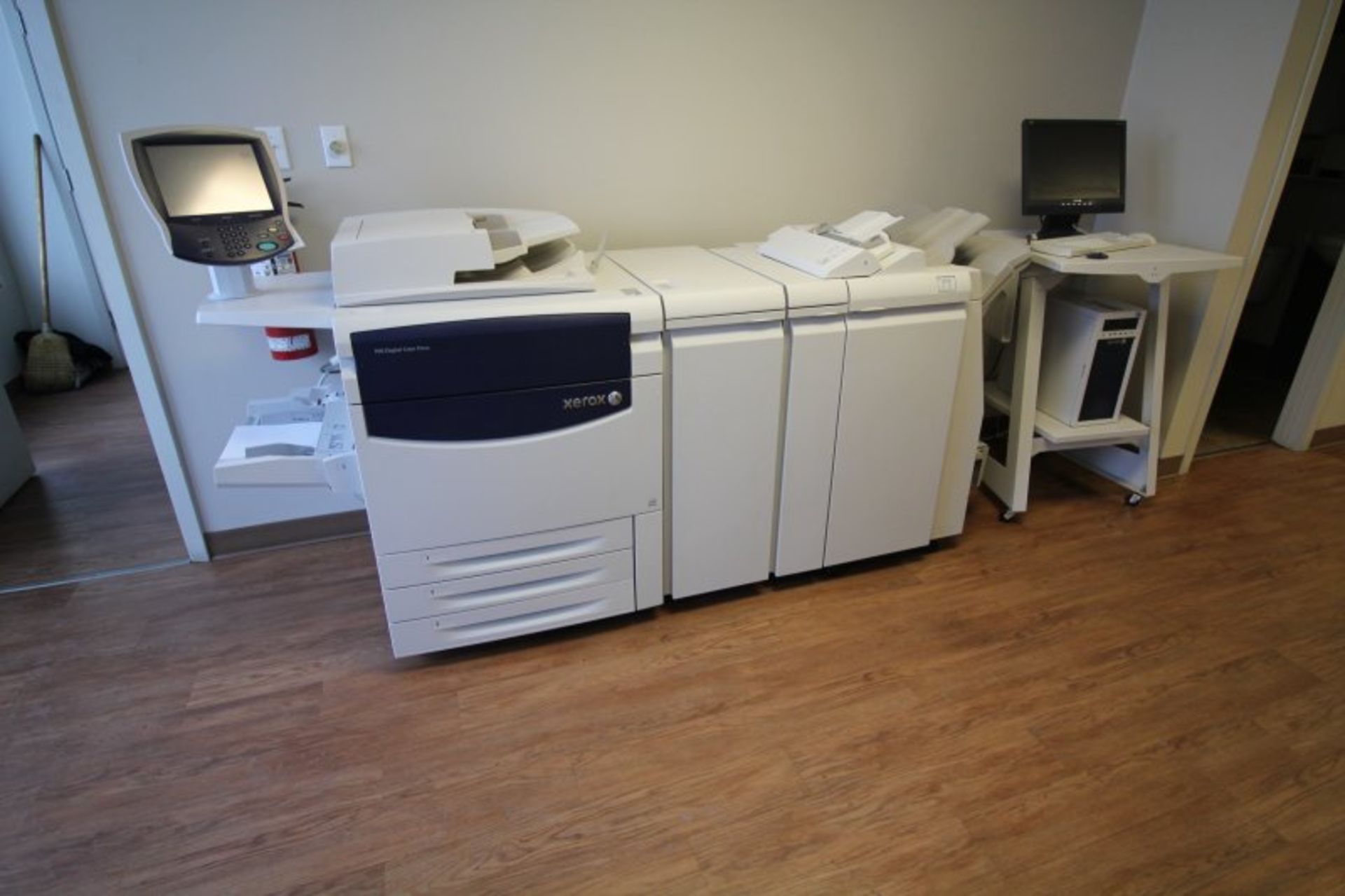 XEROX 700 DIGITAL PRINTING PRESS, WITH CONSUMABLES